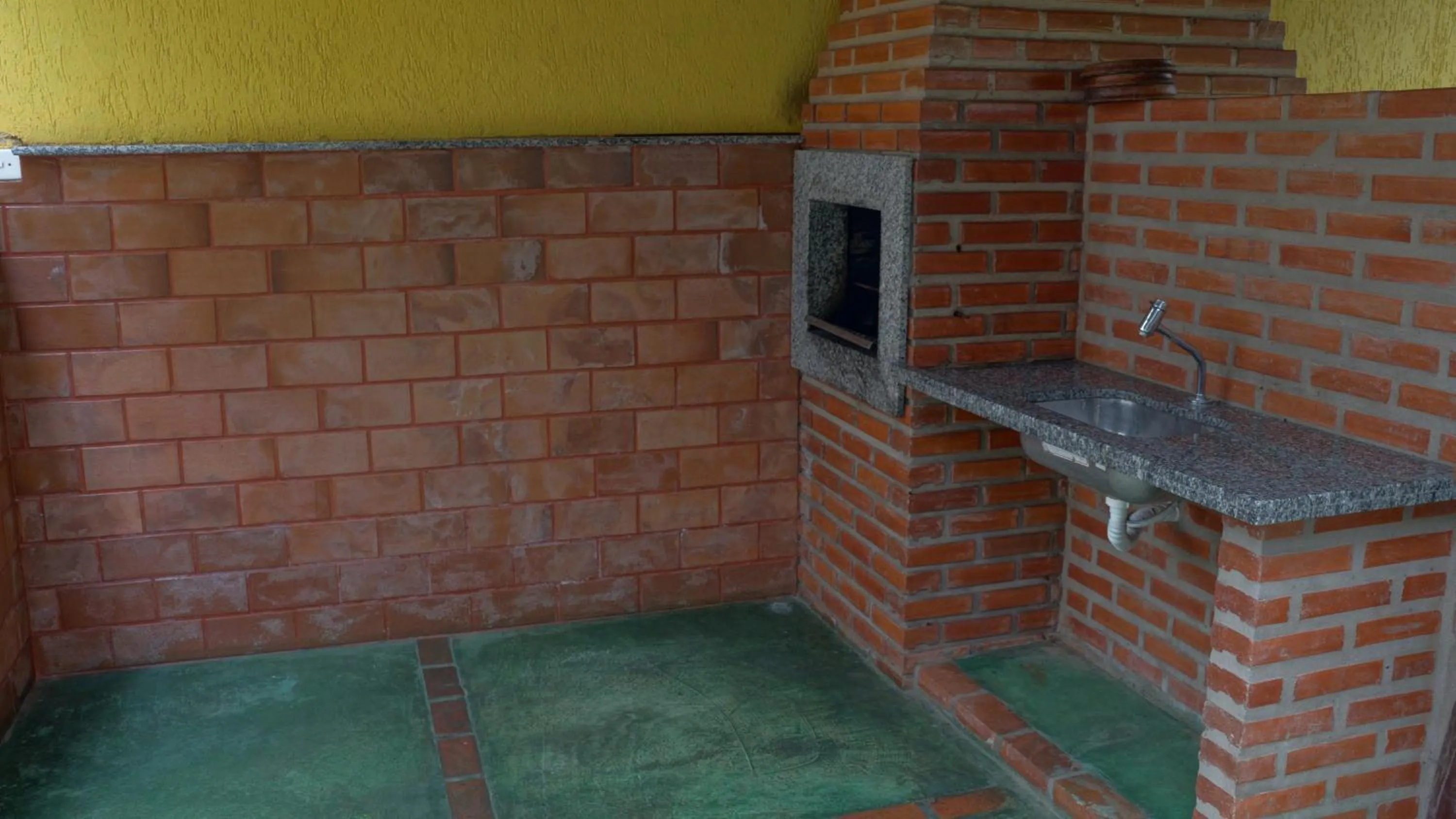 BBQ facilities in Pousada Voo das Garças