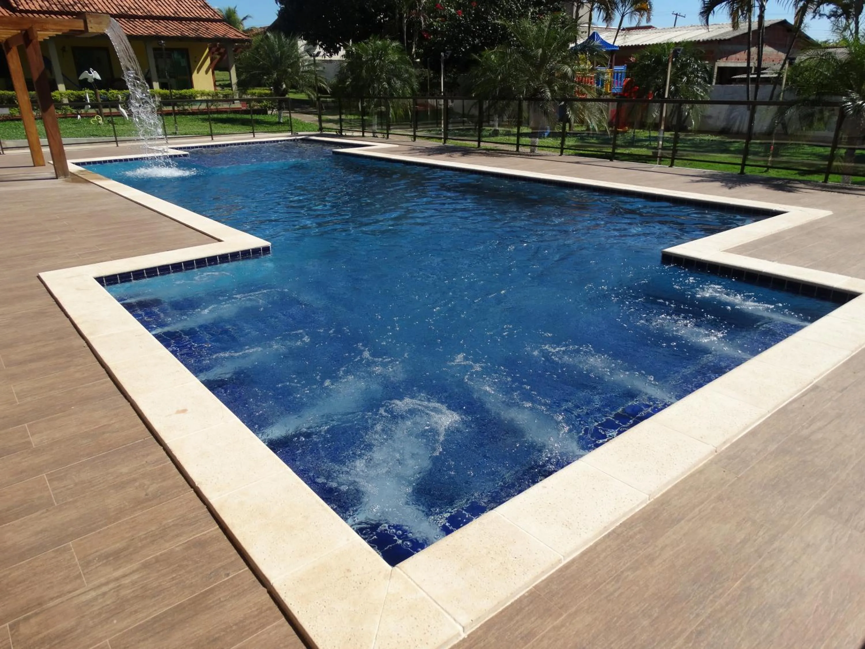 Swimming pool in Pousada Voo das Garças