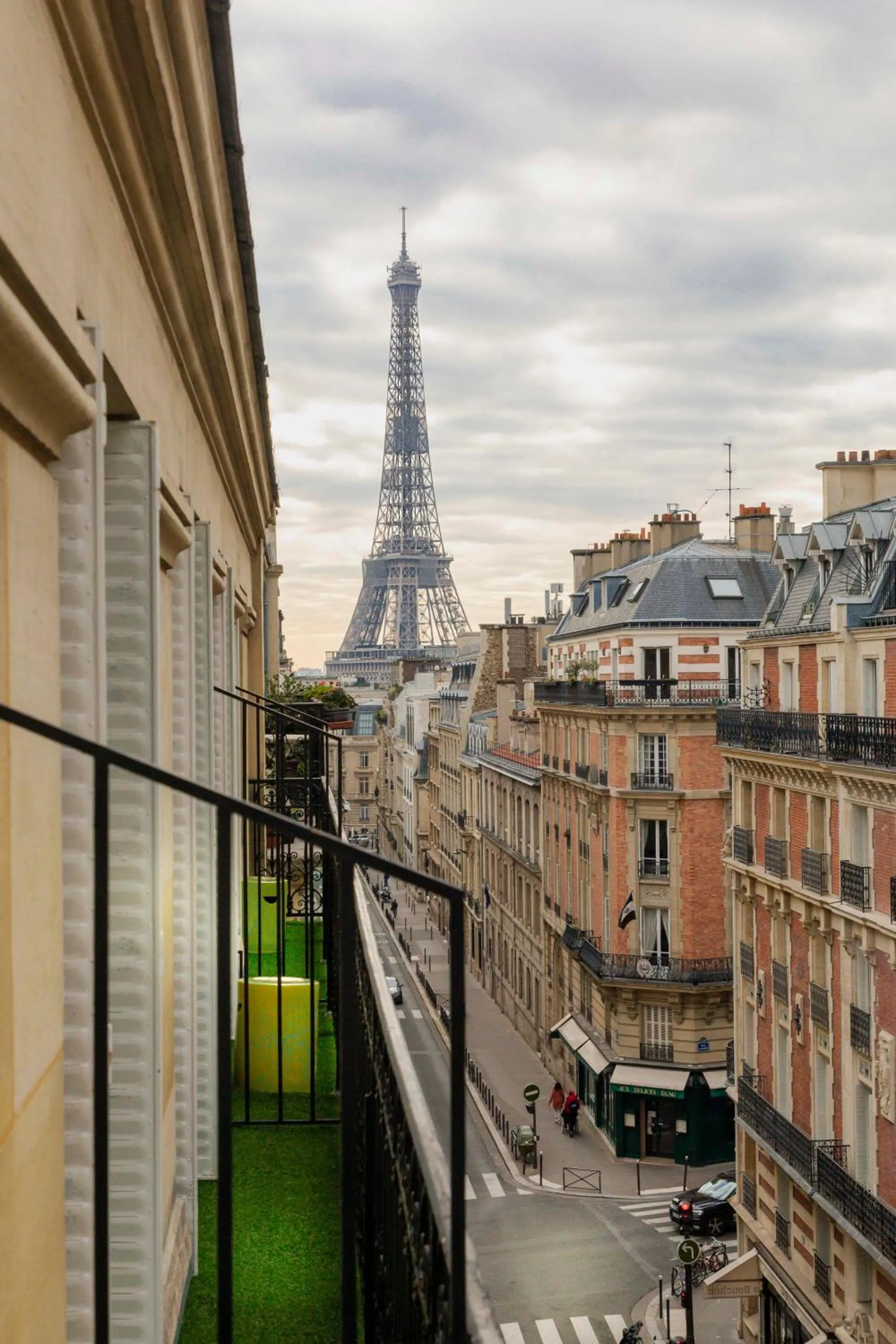 City view in Elysées Union