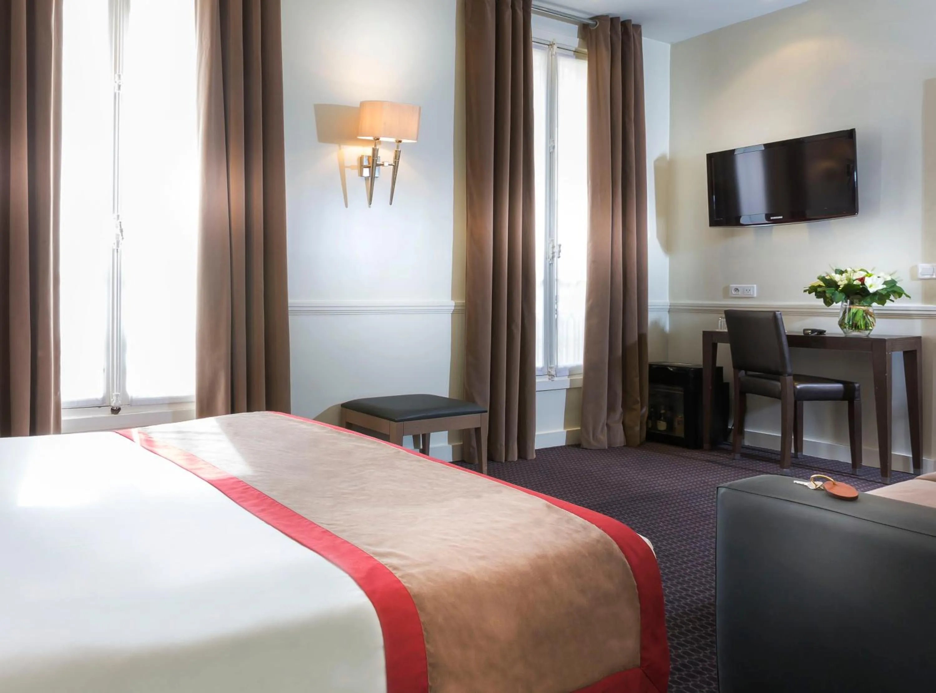 Day, Bed in Elysées Union