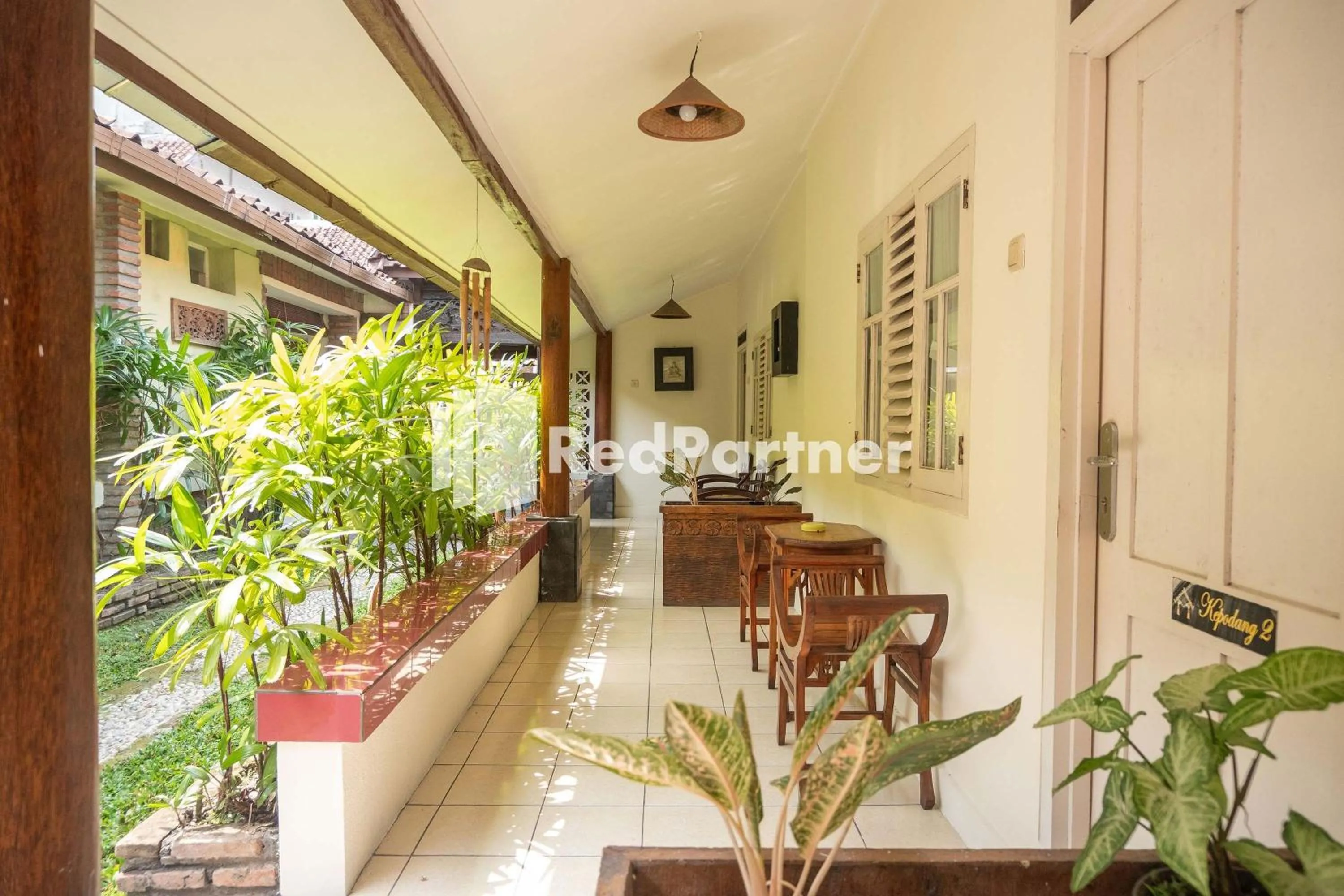 Patio in Monginsidi Guest House Syariah Malioboro Yogyakarta Mitra RedDoorz
