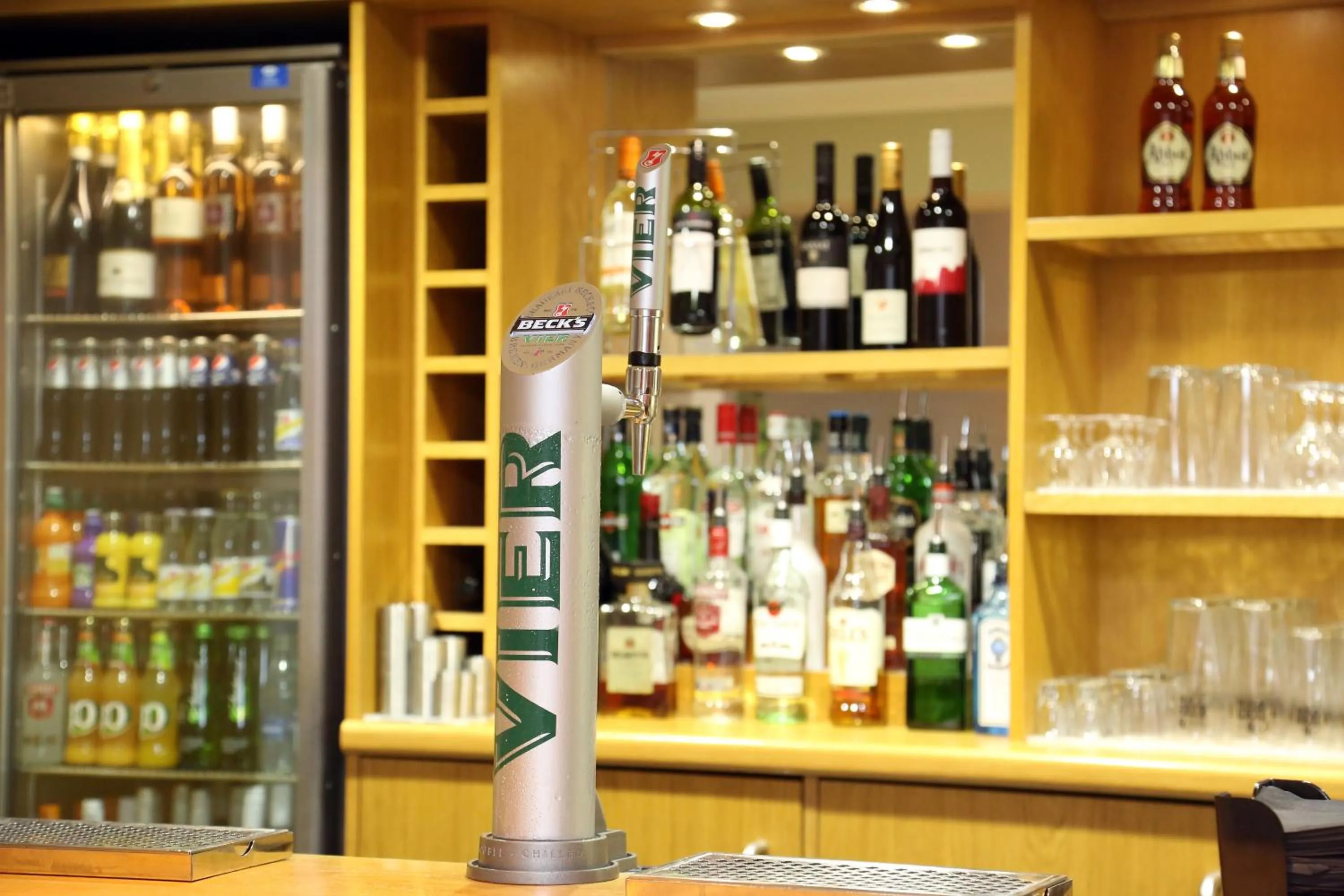 Lounge or bar in Shore View Hotel