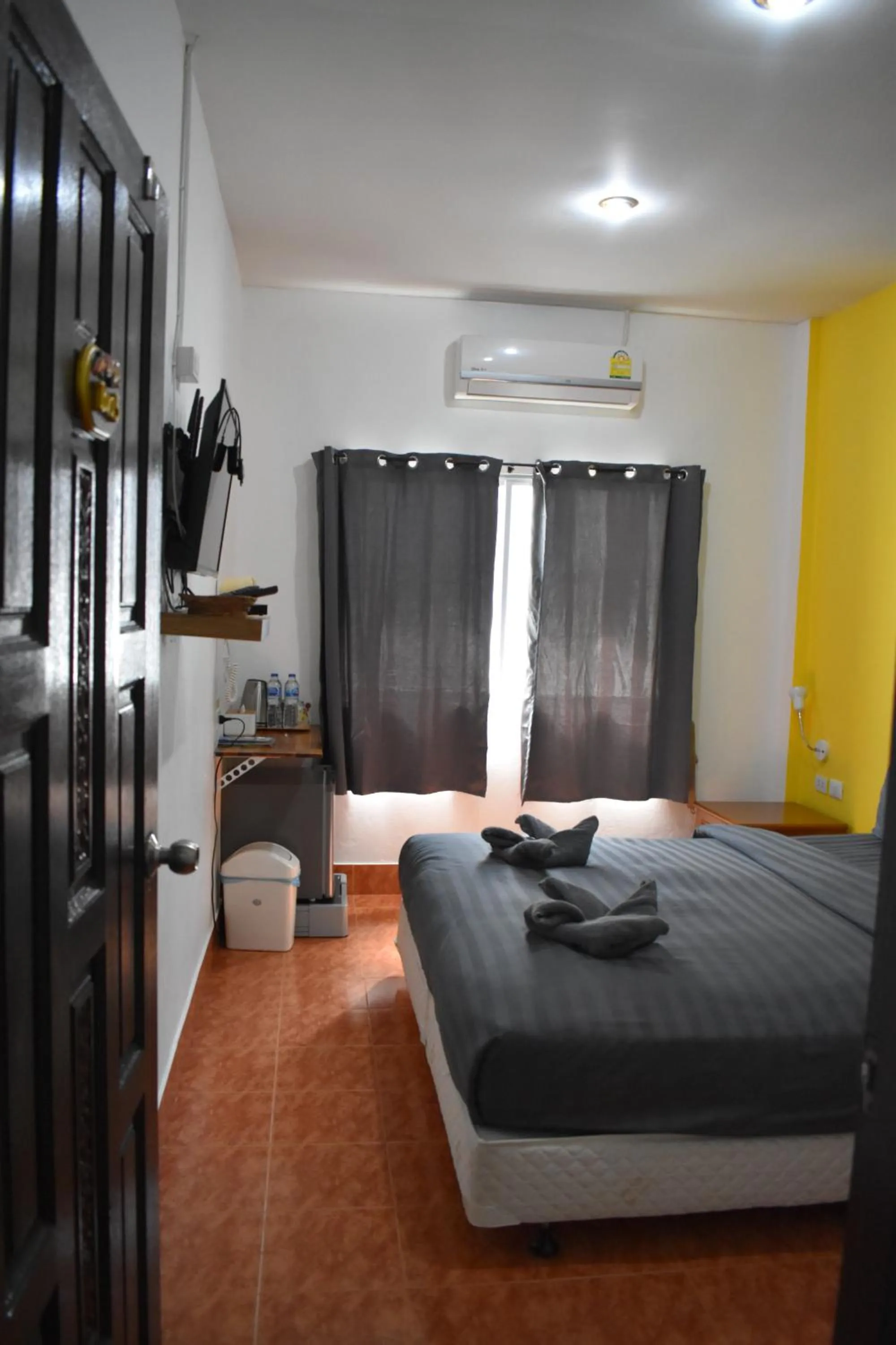 Bed in Sala Bua Room