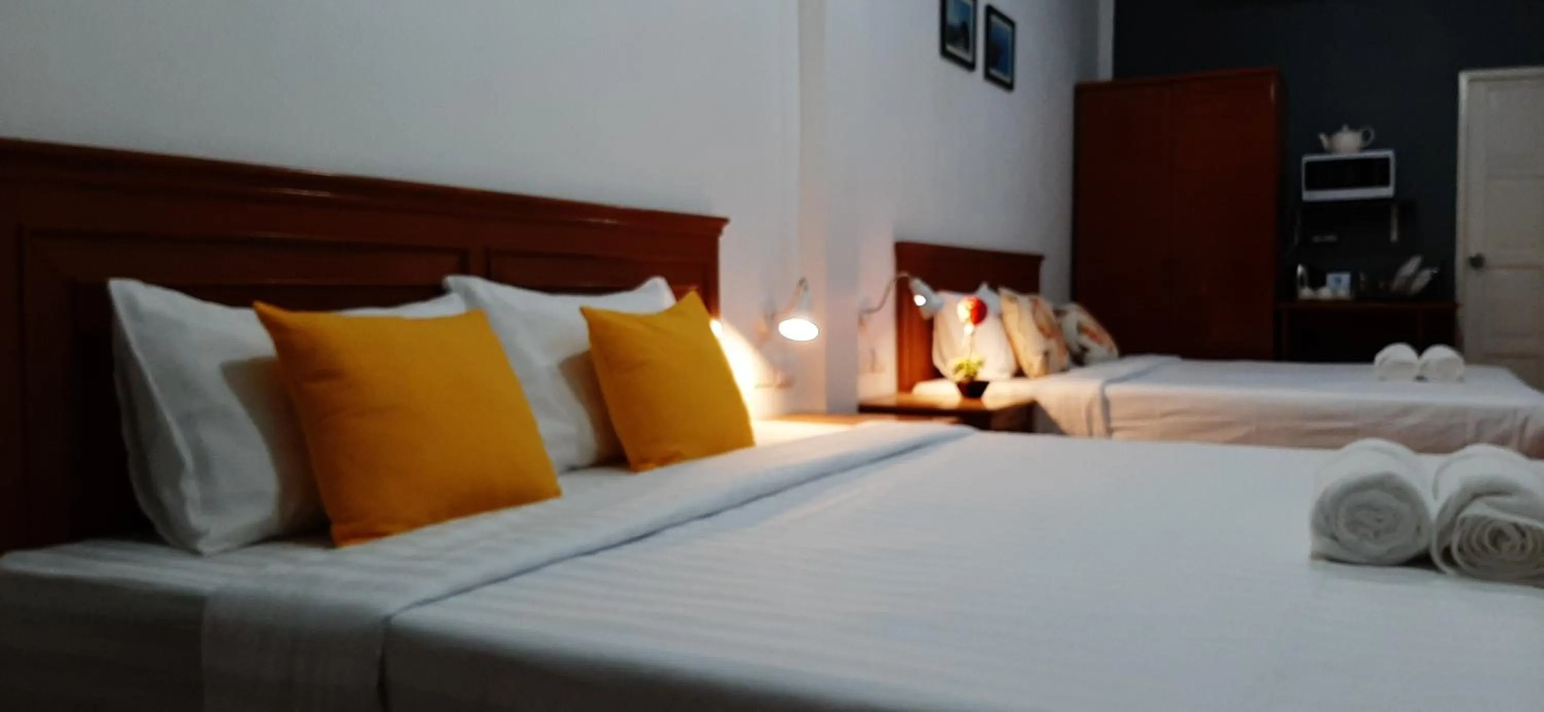 Bed in Sala Bua Room