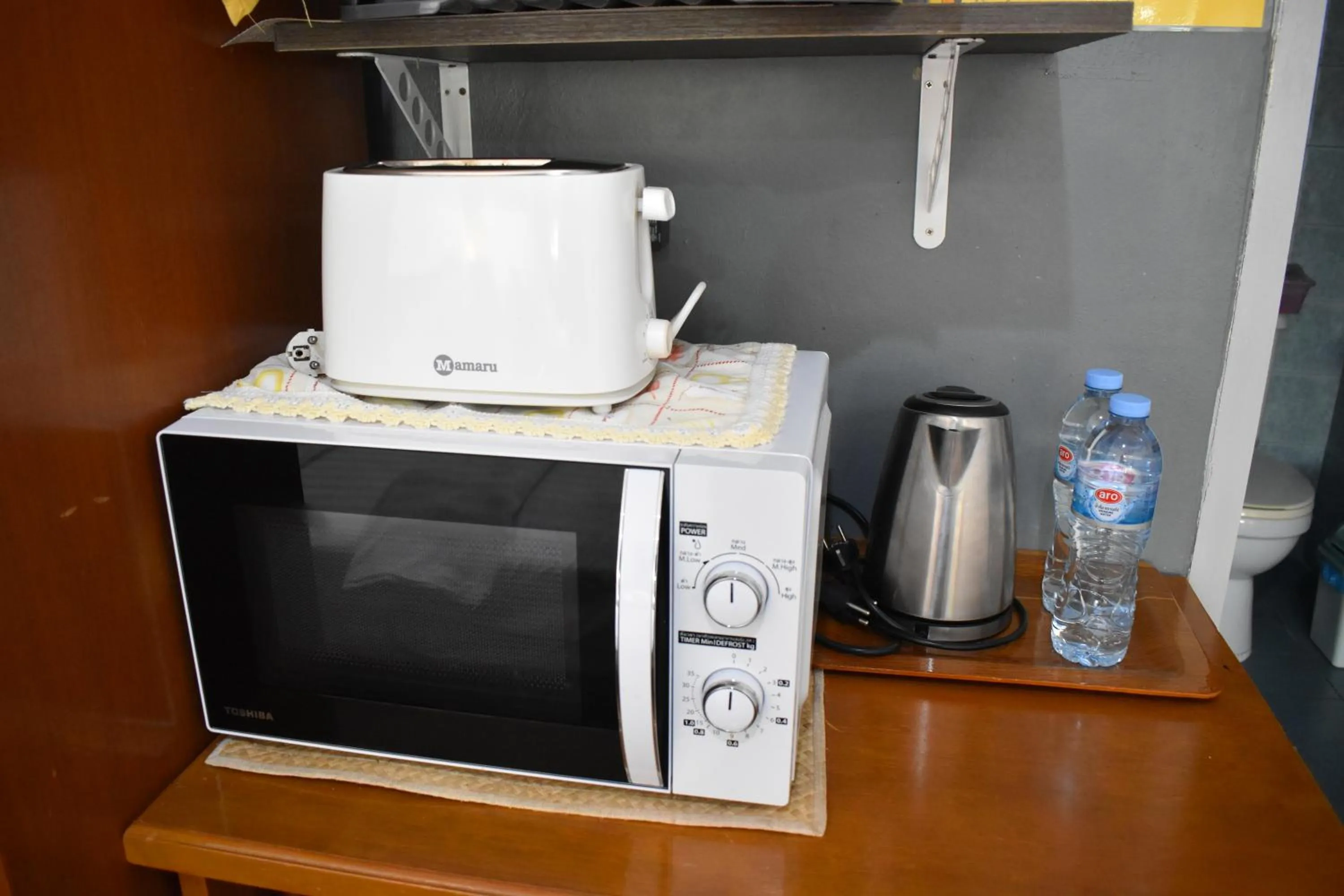 Coffee/tea facilities in Sala Bua Room