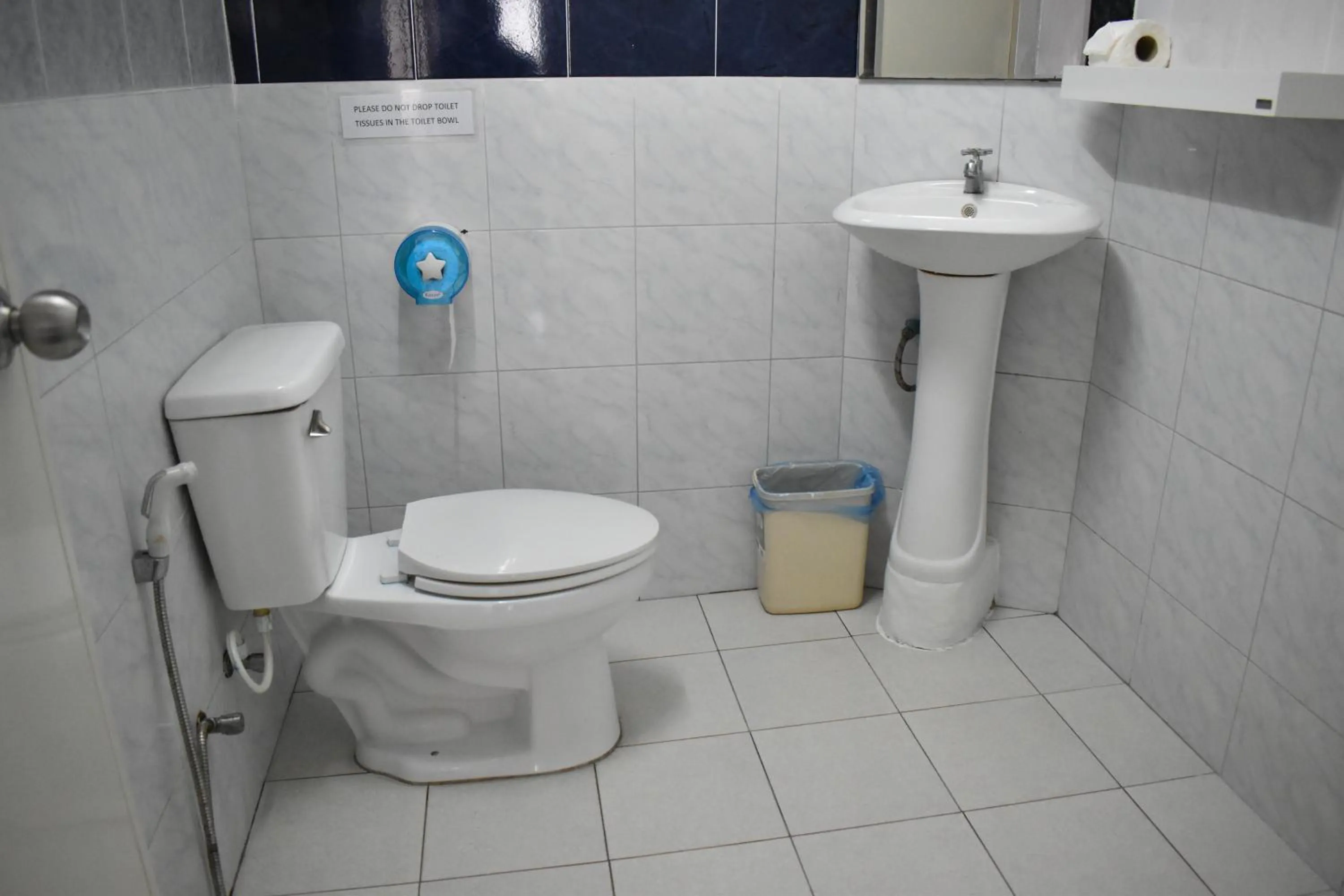 Toilet in Sala Bua Room