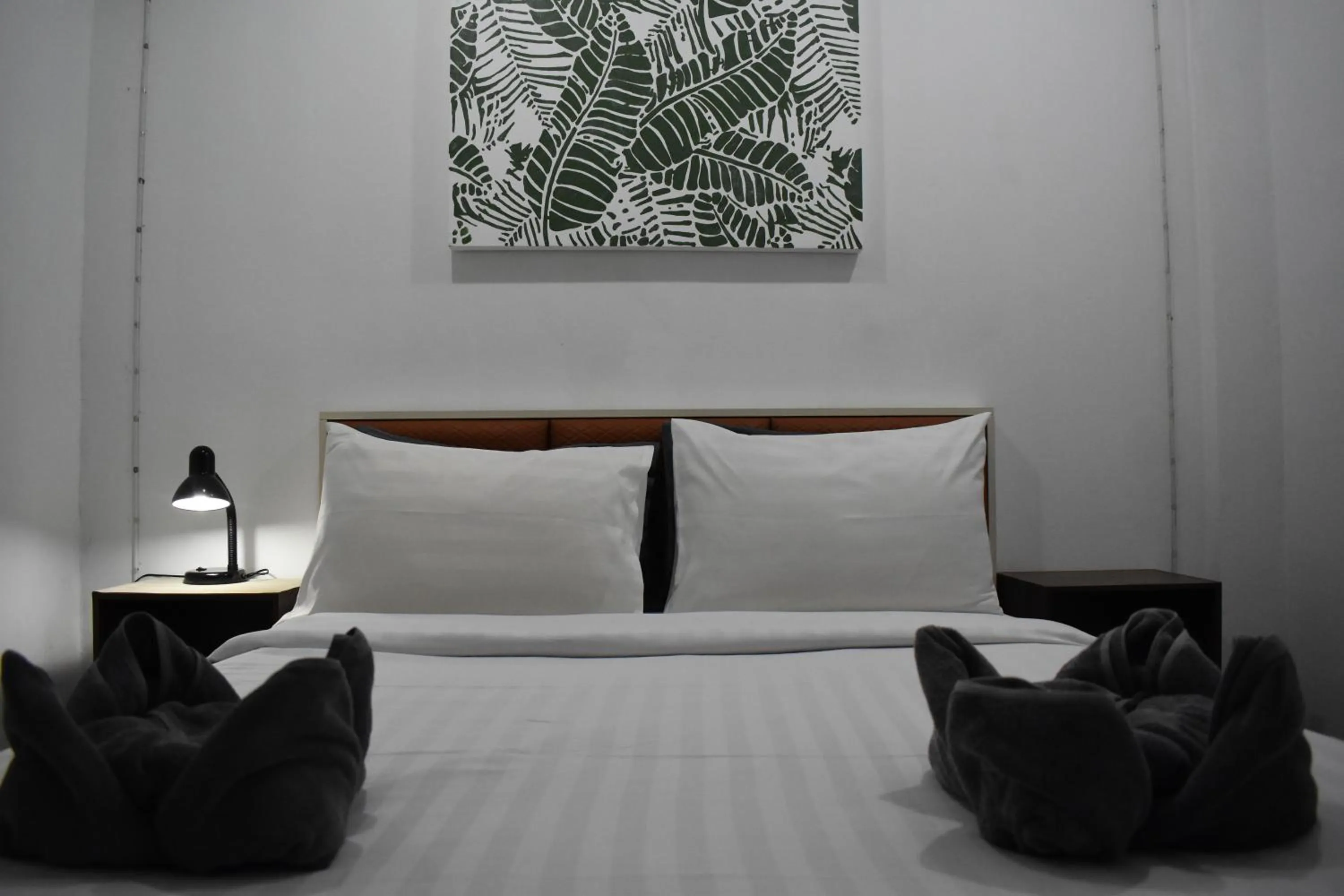 Bed in Sala Bua Room