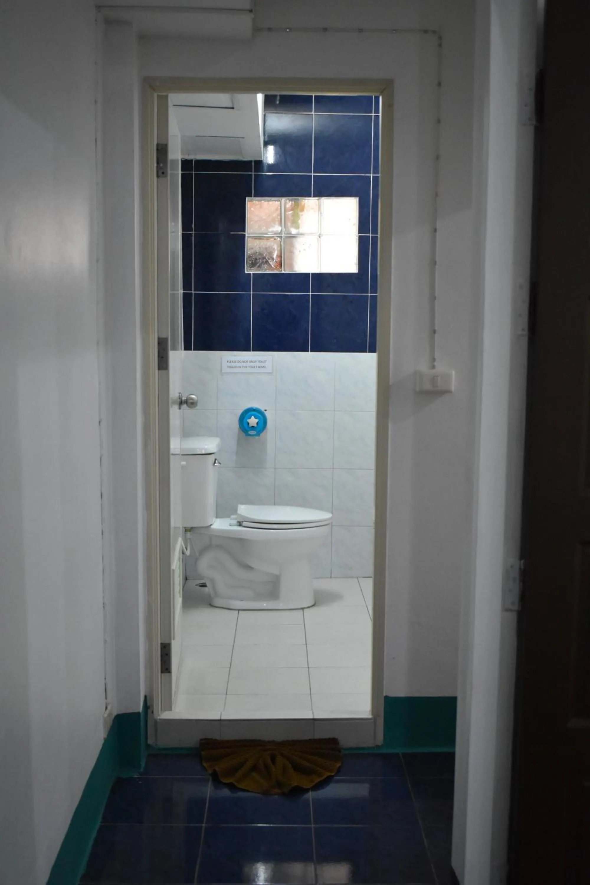 Toilet in Sala Bua Room