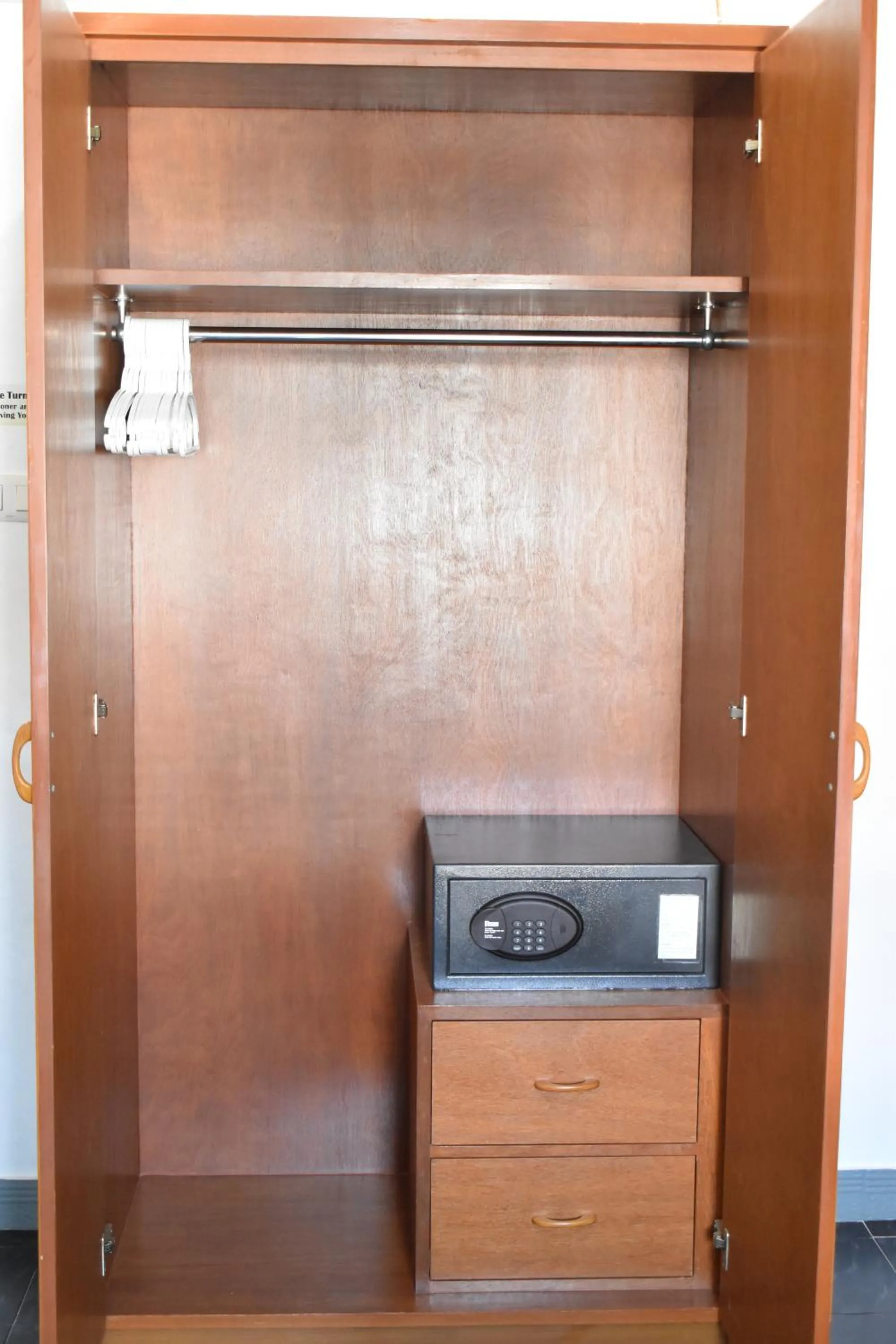 safe in Sala Bua Room