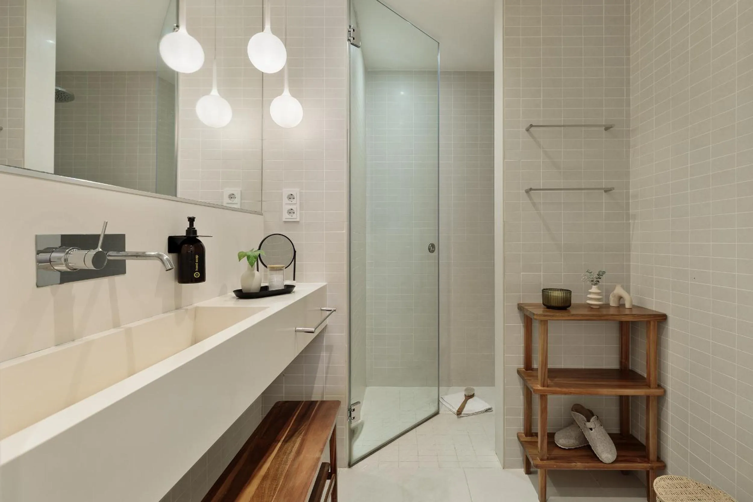 Bathroom in Ola Living Portaferrissa