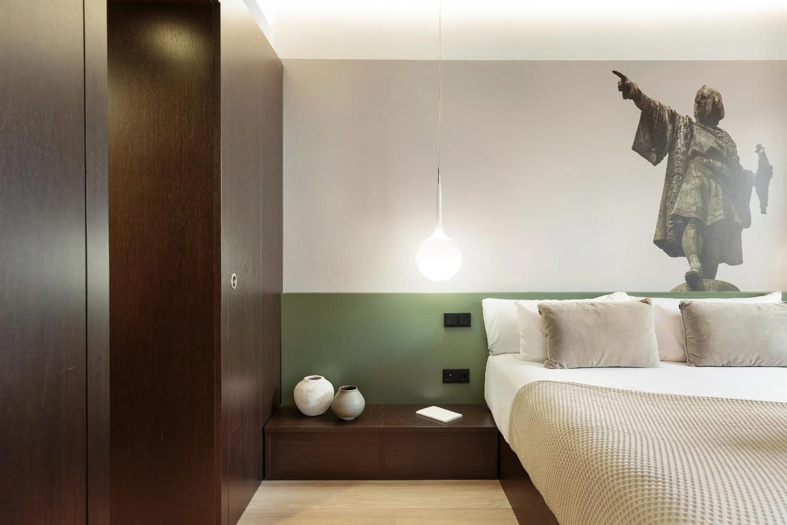 Bed in Ola Living Portaferrissa