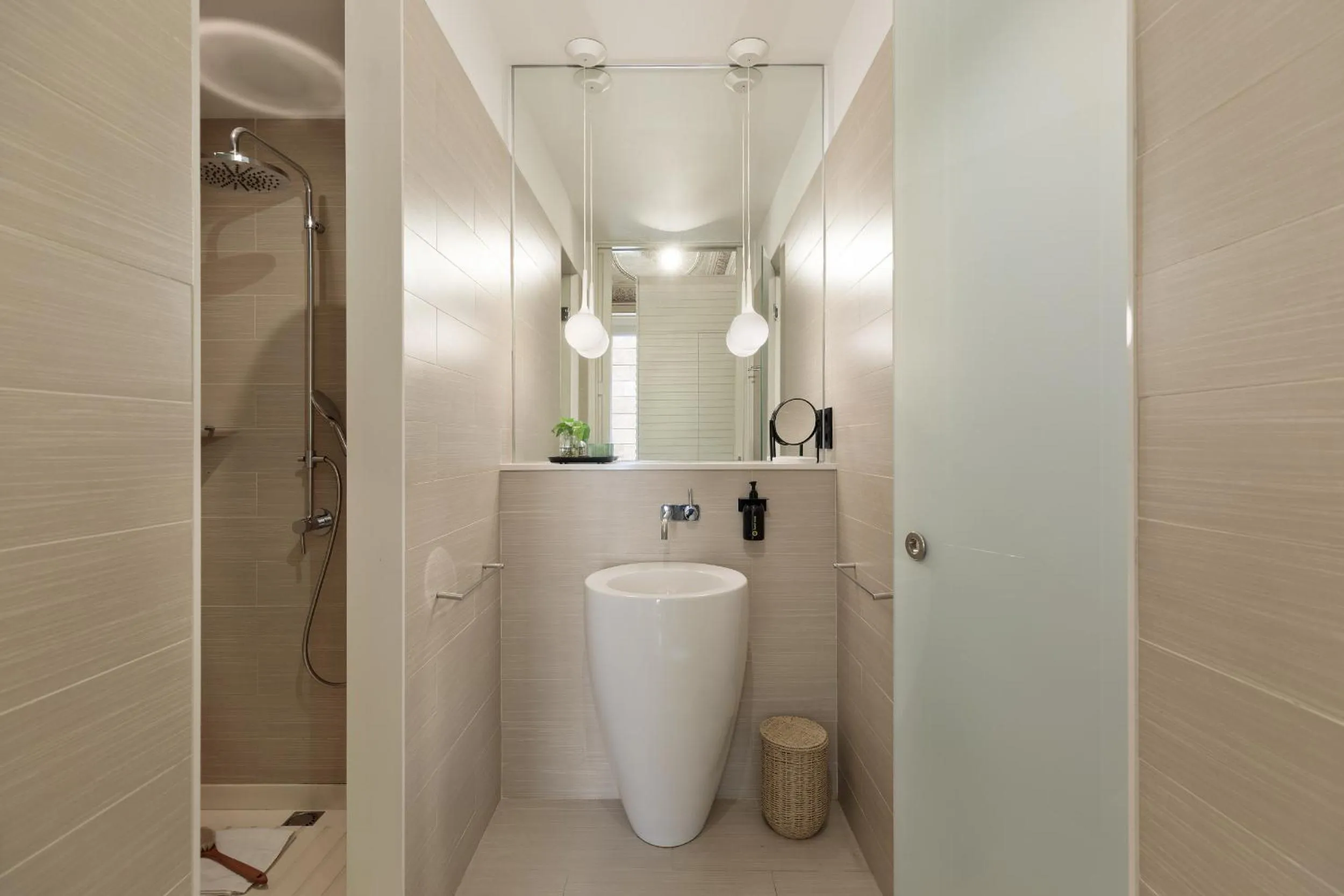 Bathroom in Ola Living Portaferrissa