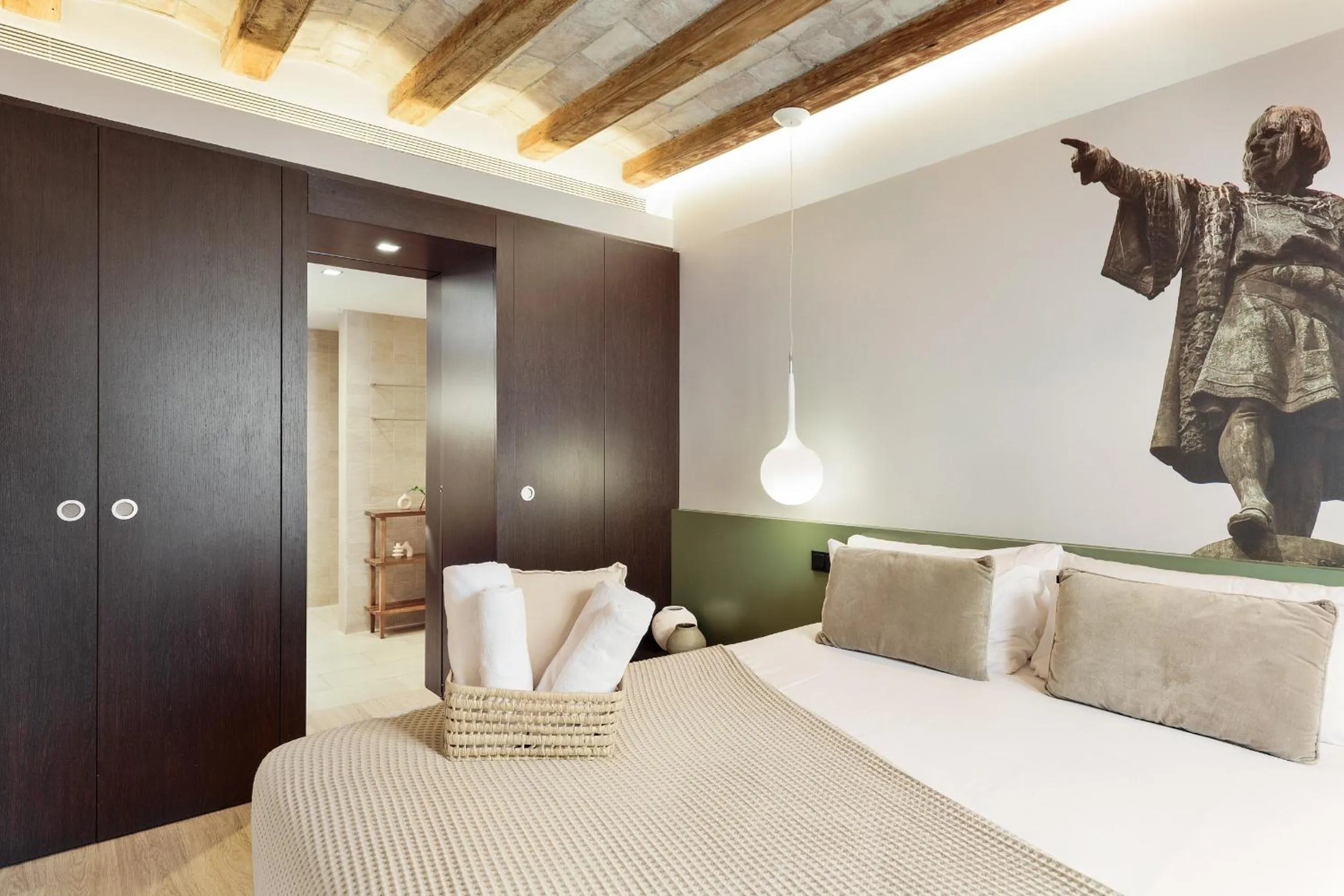 Bed in Ola Living Portaferrissa