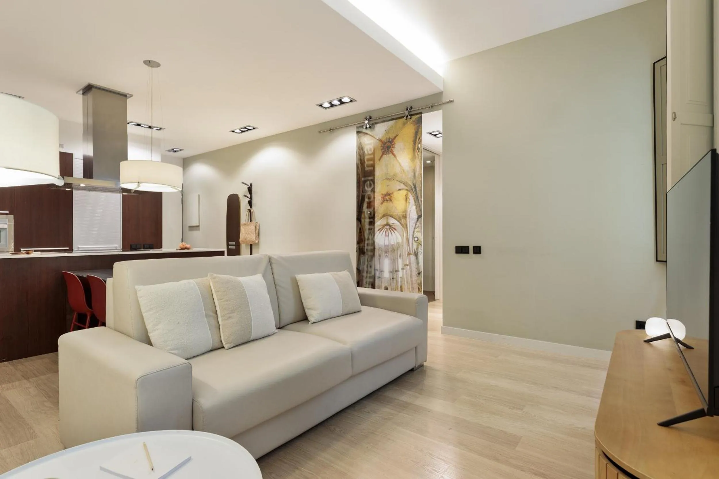 Dining area in Ola Living Portaferrissa