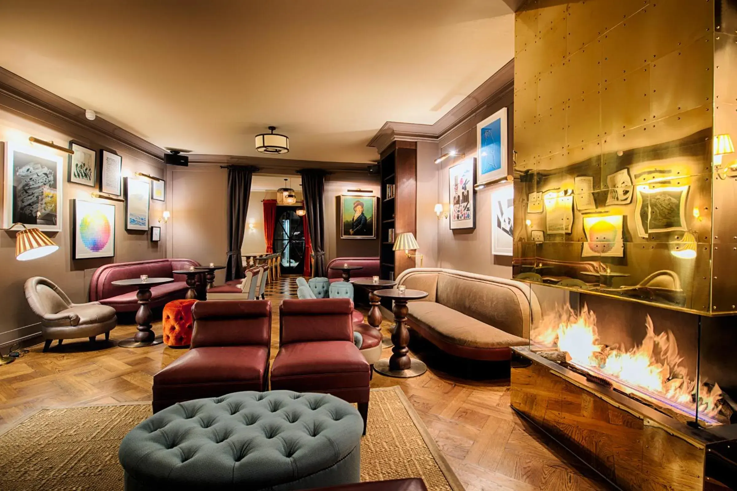 Lounge or bar in Mondrian Suites Berlin am Checkpoint Charlie Lounge or bar in Mondrian Suites Berlin am Checkpoint Charlie