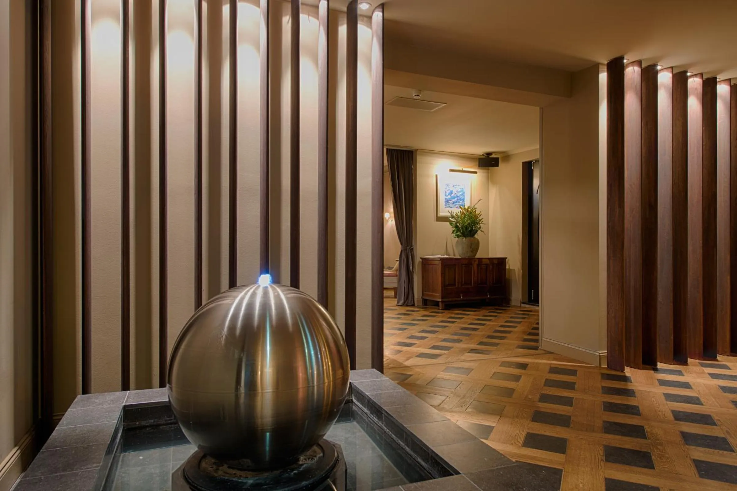 Lobby or reception in Mondrian Suites Berlin am Checkpoint Charlie