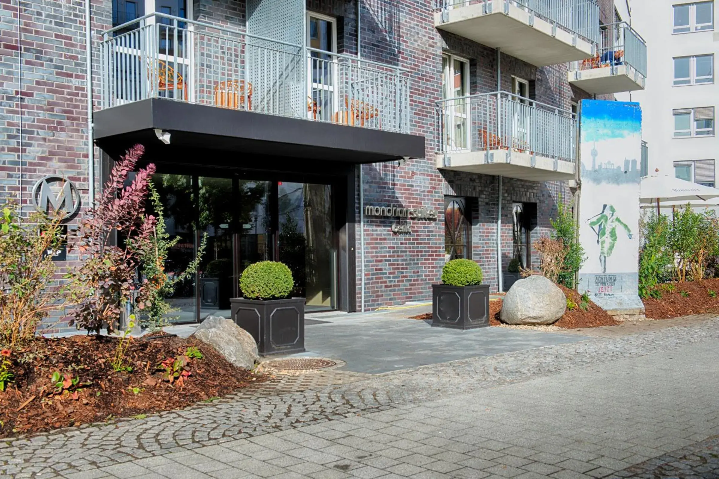 Facade/entrance in Mondrian Suites Berlin am Checkpoint Charlie Facade/entrance in Mondrian Suites Berlin am Checkpoint Charlie