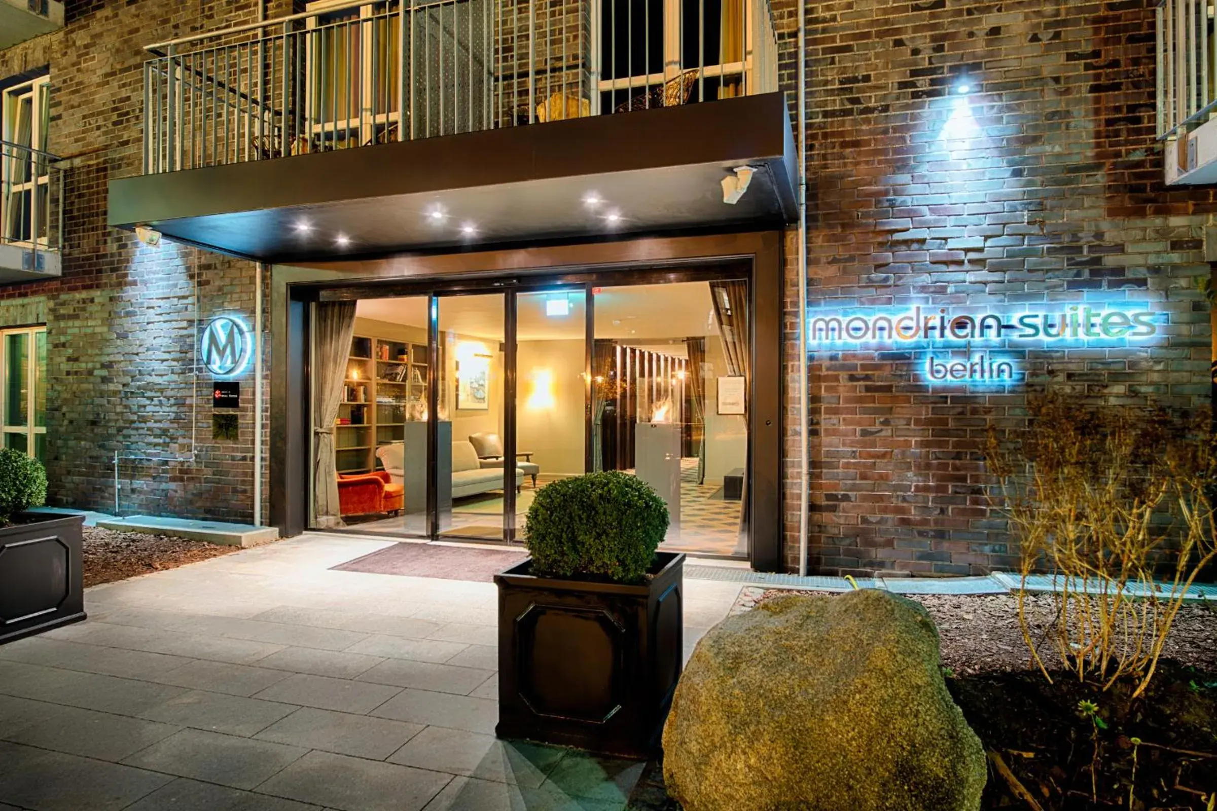 Facade/entrance in Mondrian Suites Berlin am Checkpoint Charlie Facade/entrance in Mondrian Suites Berlin am Checkpoint Charlie