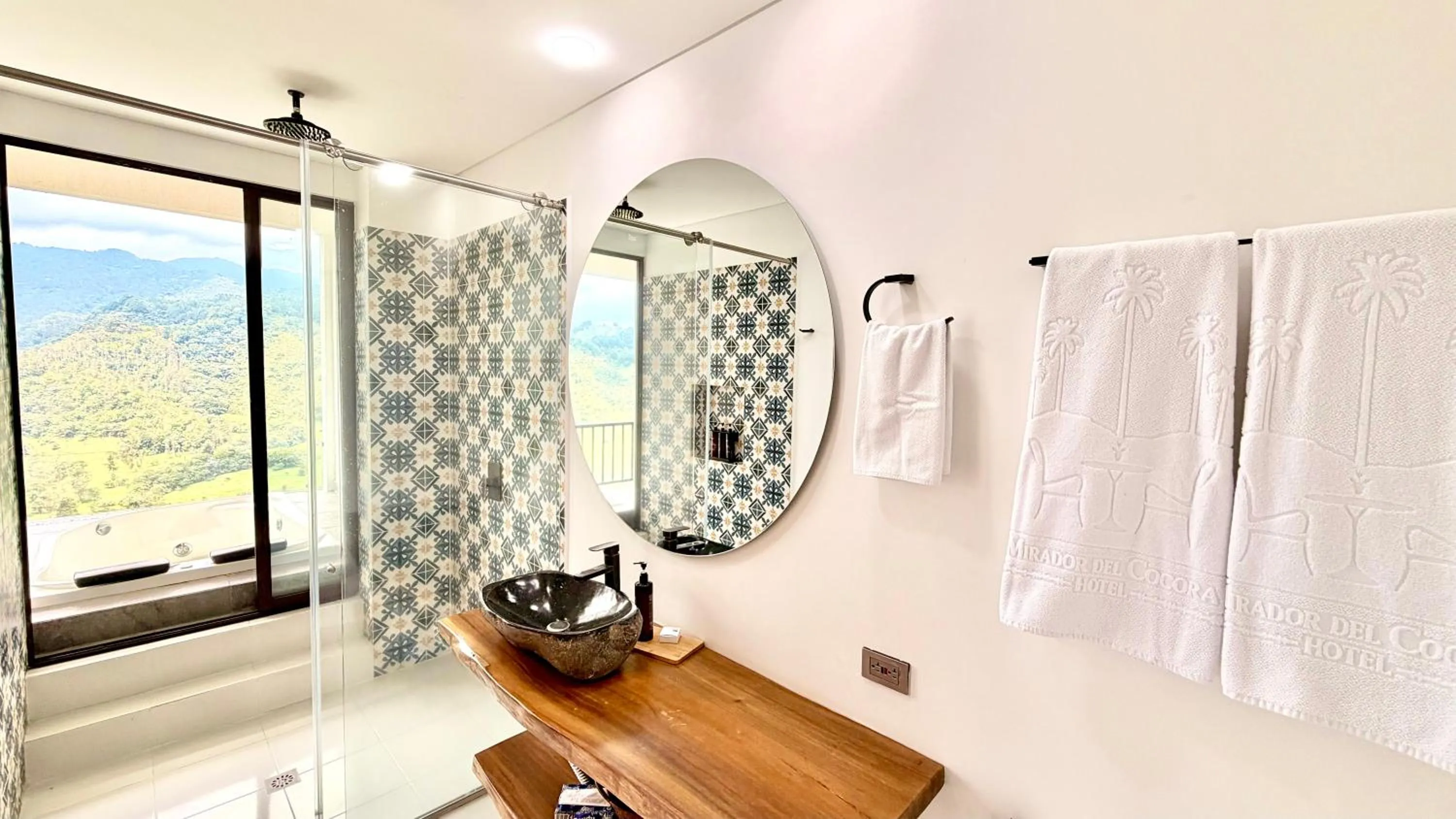 Bathroom in Hotel El Mirador del Cocora