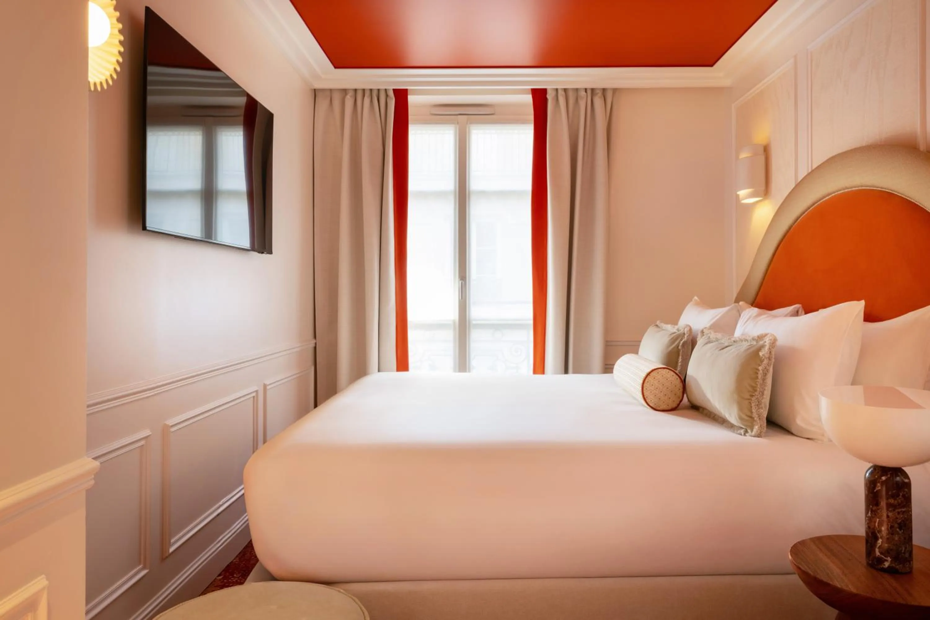 Bedroom, Bed in Almarine Eiffel Hotel & Spa by Malone