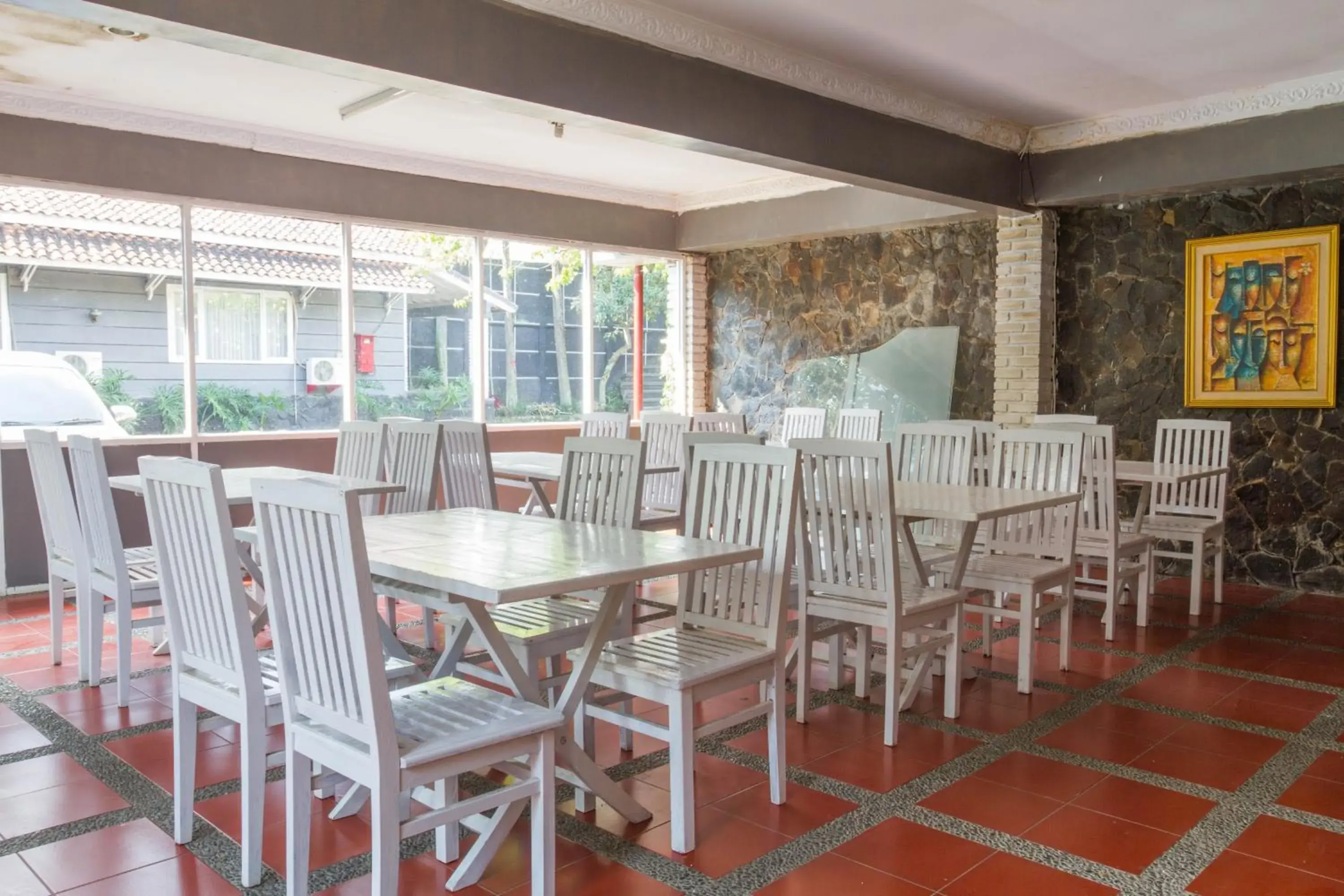 Restaurant/places to eat in RedDoorz Plus @ Otista Garut Restaurant/places to eat in RedDoorz Plus @ Otista Garut