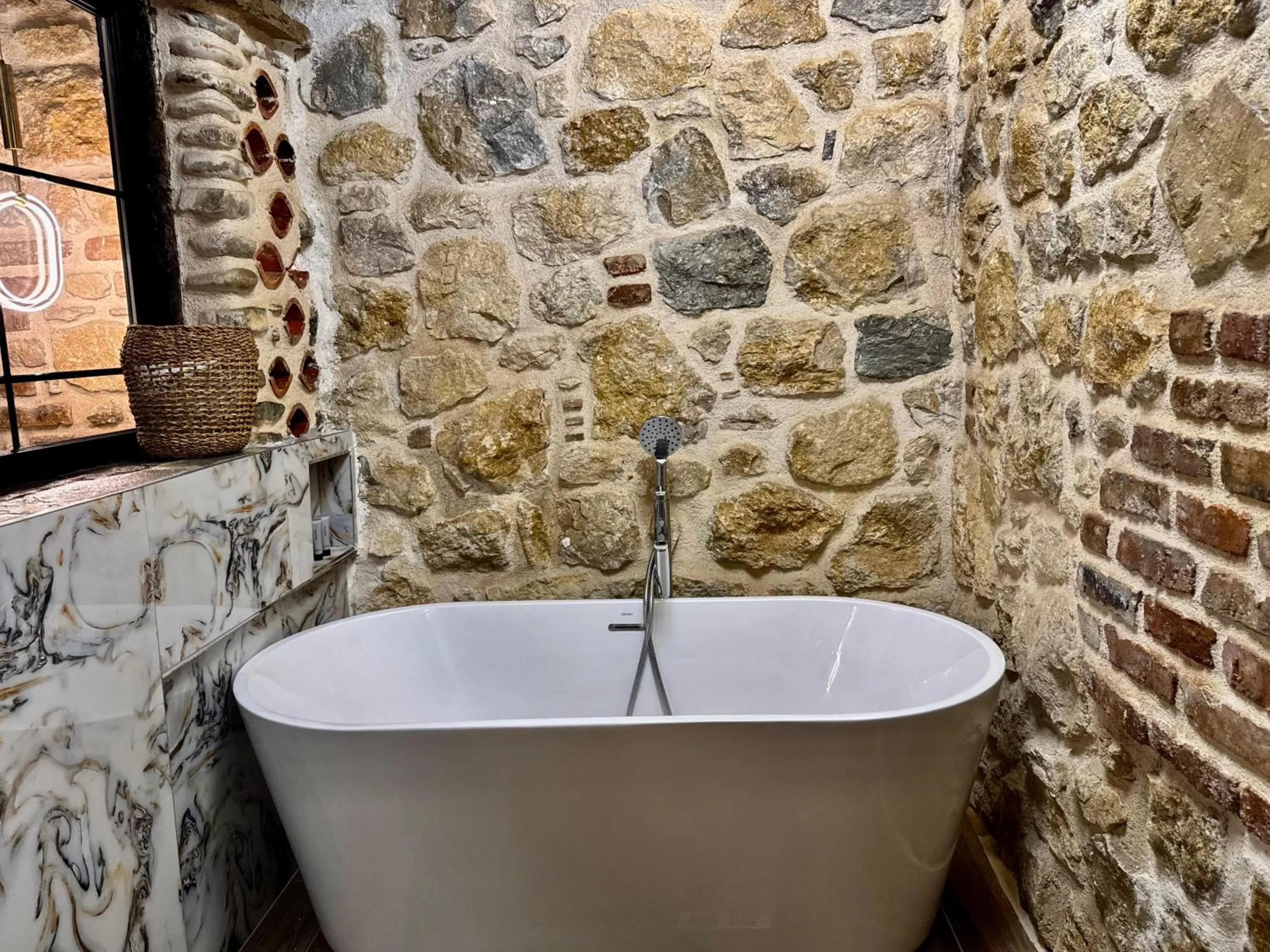 Bath in Chateau Fasel