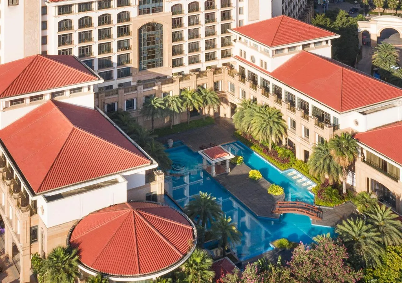 Pool view in Ming Cheng Hotel Fuzhou