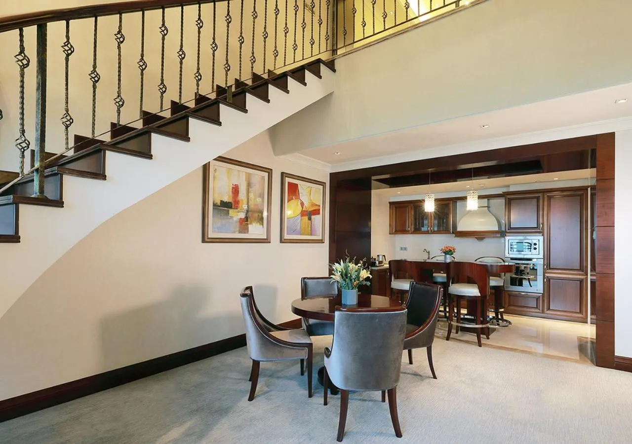 Dining area in Ming Cheng Hotel Fuzhou