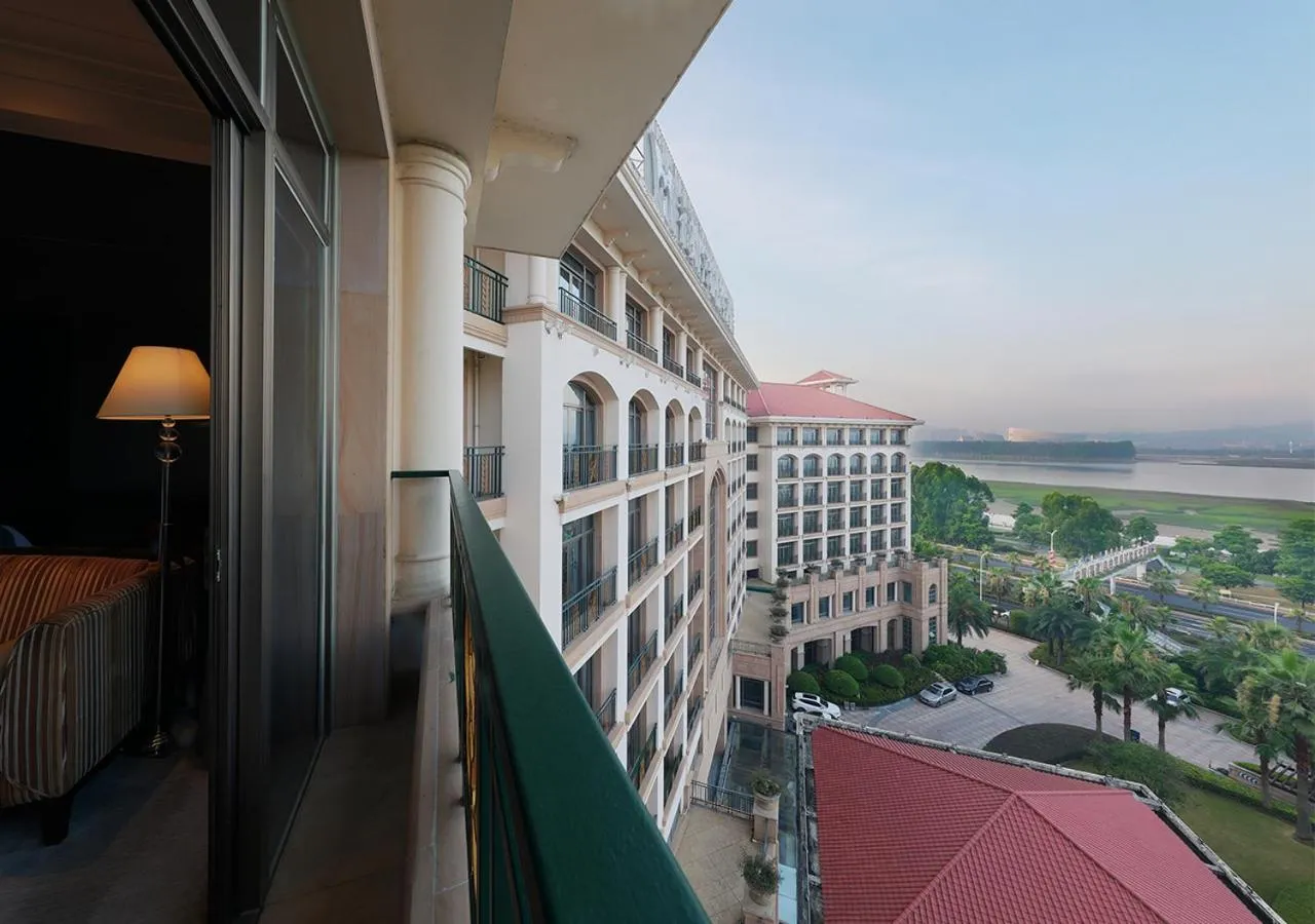 River view in Ming Cheng Hotel Fuzhou