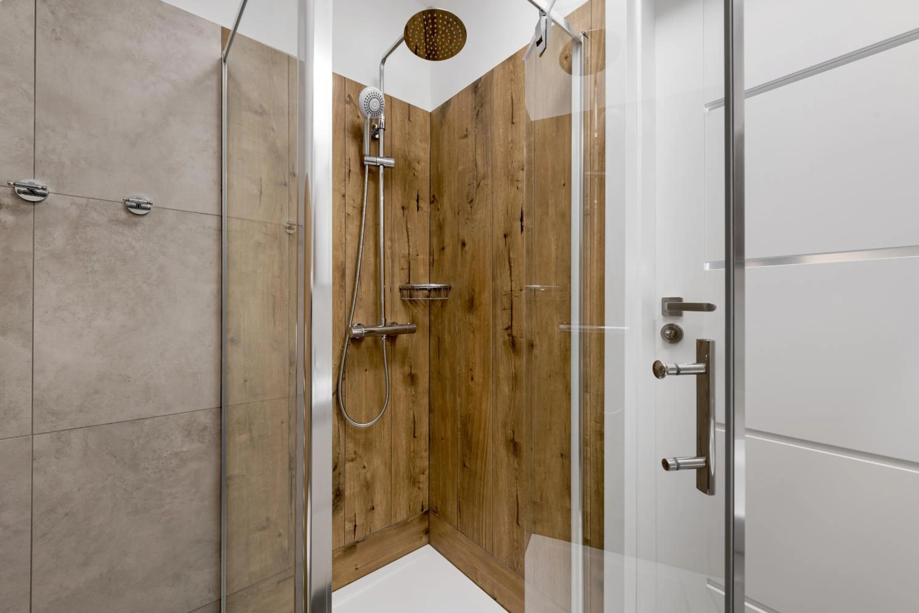 Shower in Willa Regle