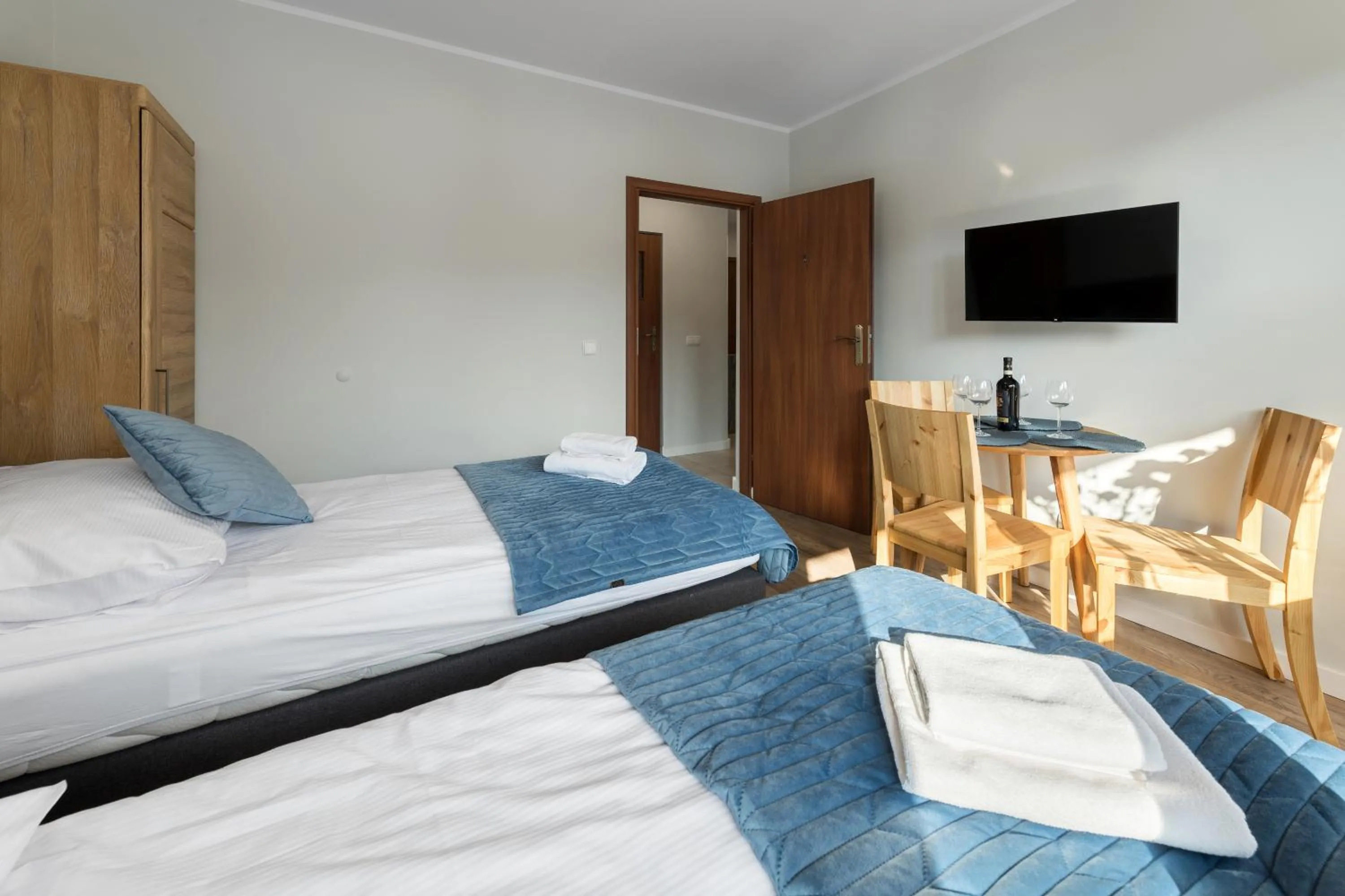 Photo of the whole room, Bed in Willa Regle