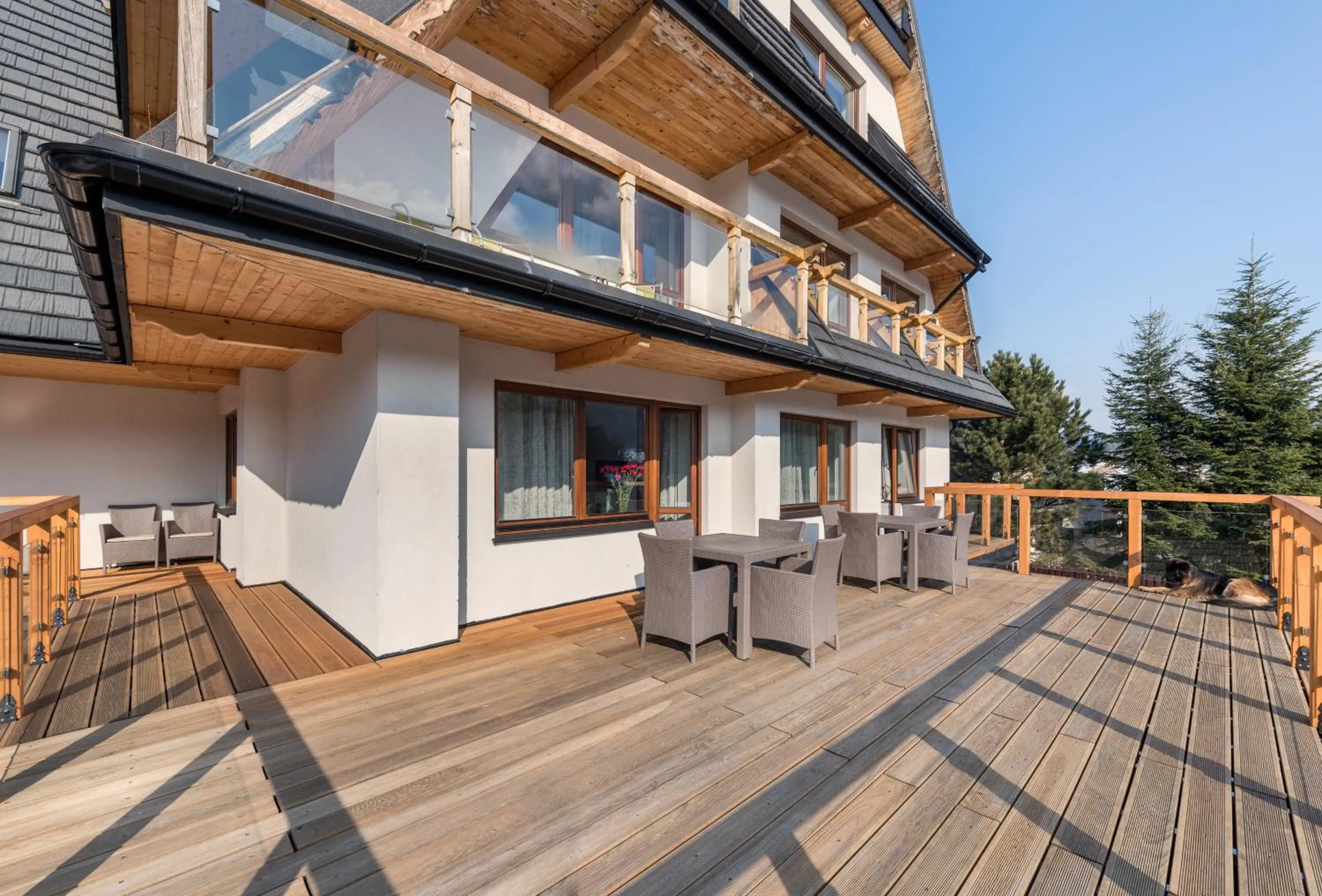 Property building in Willa Regle