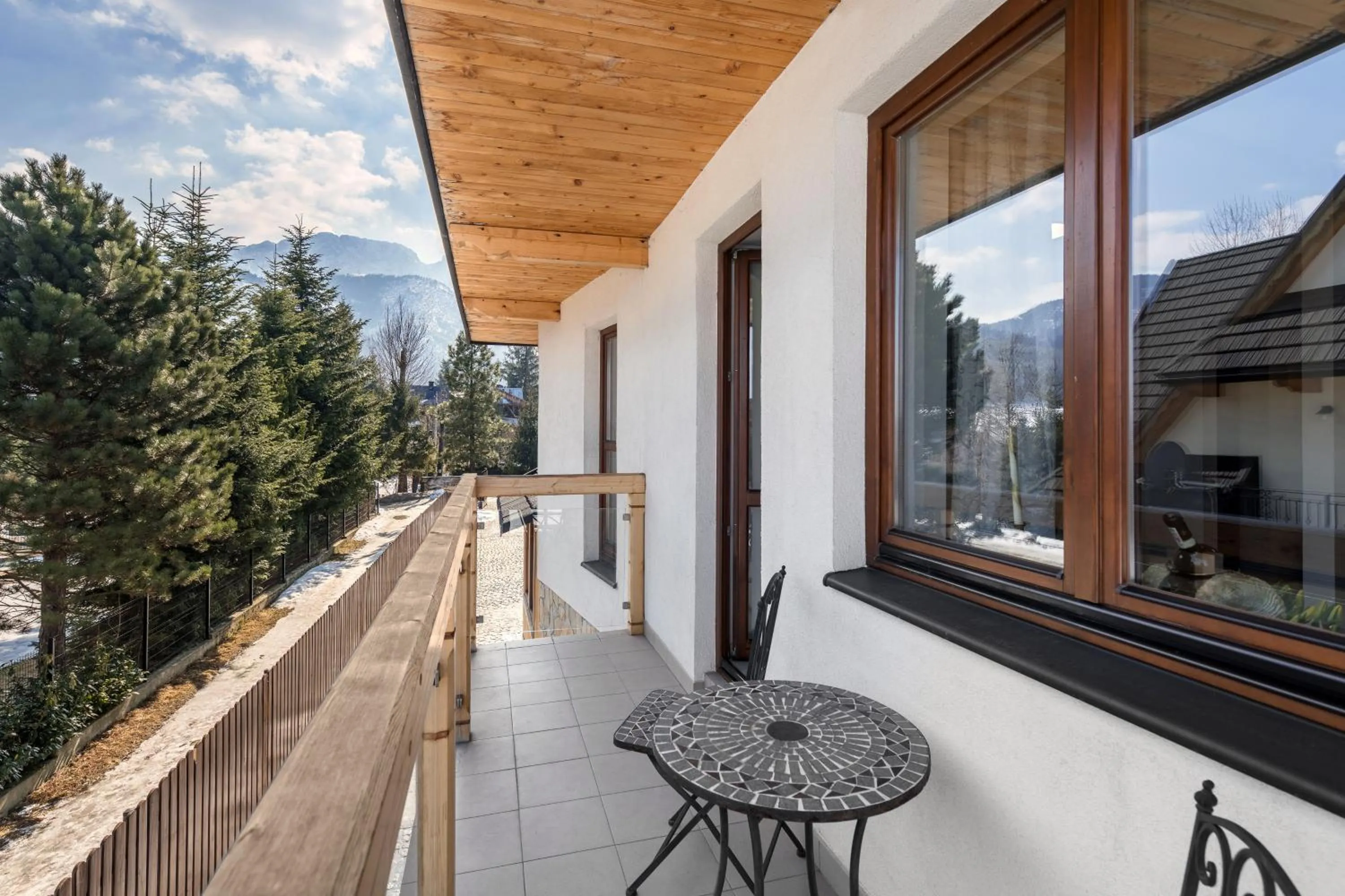 Property building in Willa Regle