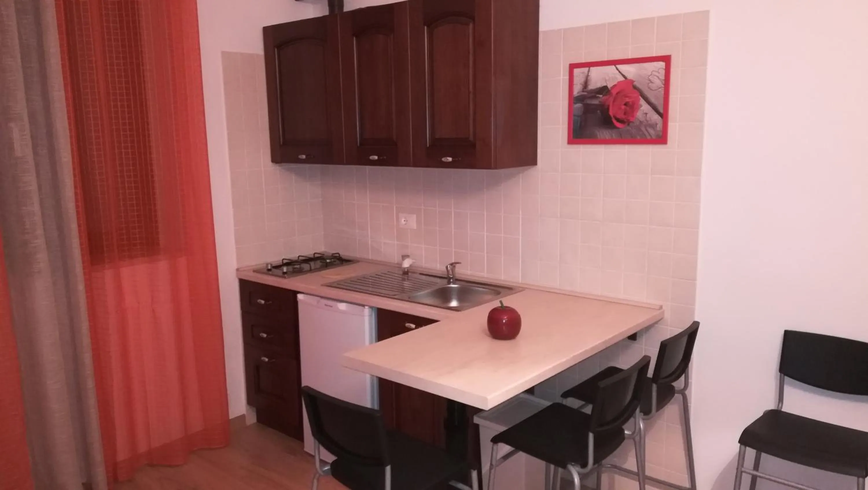 Kitchen or kitchenette in Eremo del Dottó