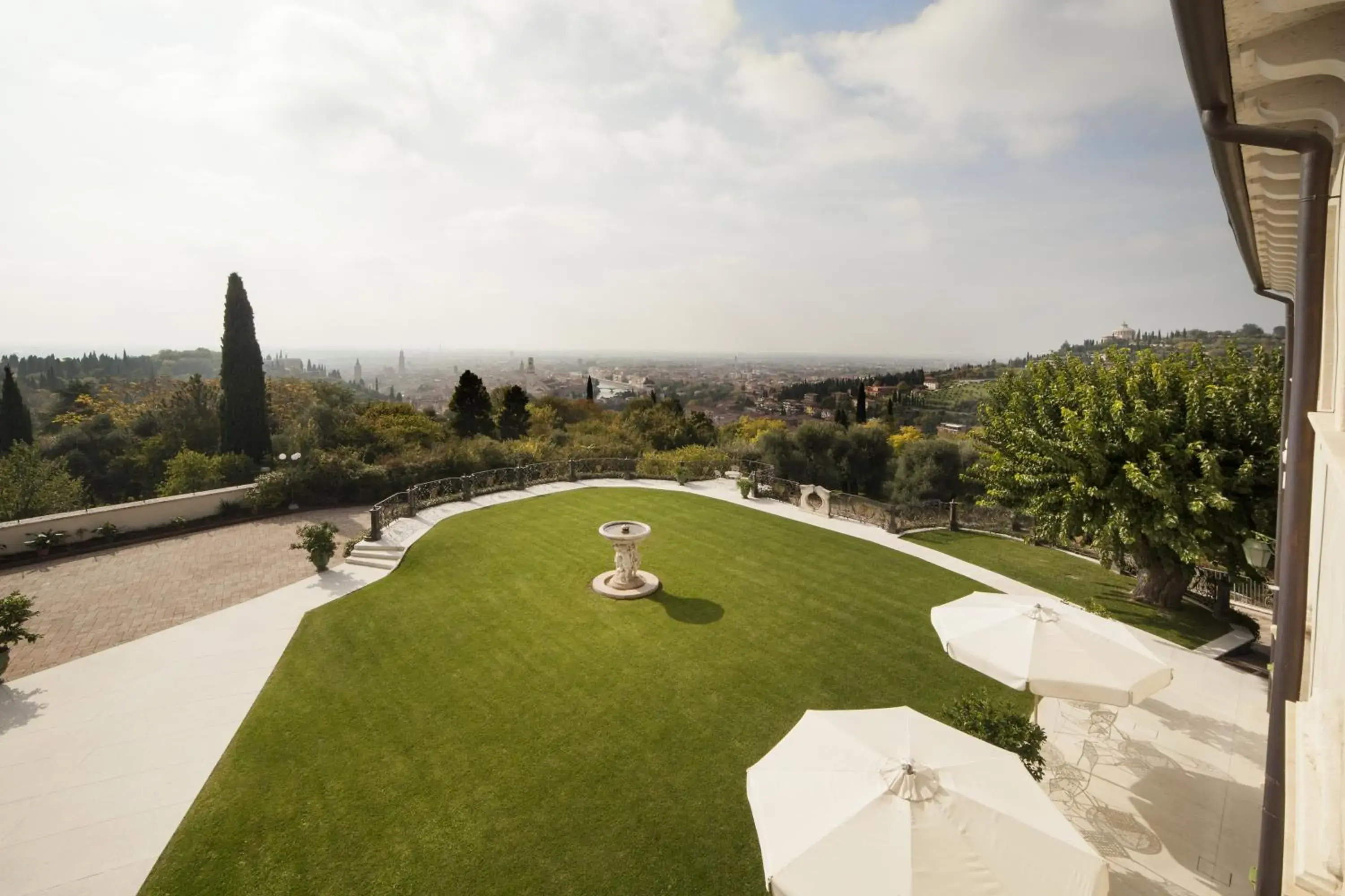 Large Double or Twin Room in Relais Fra' Lorenzo Large Double or Twin Room in Relais Fra' Lorenzo