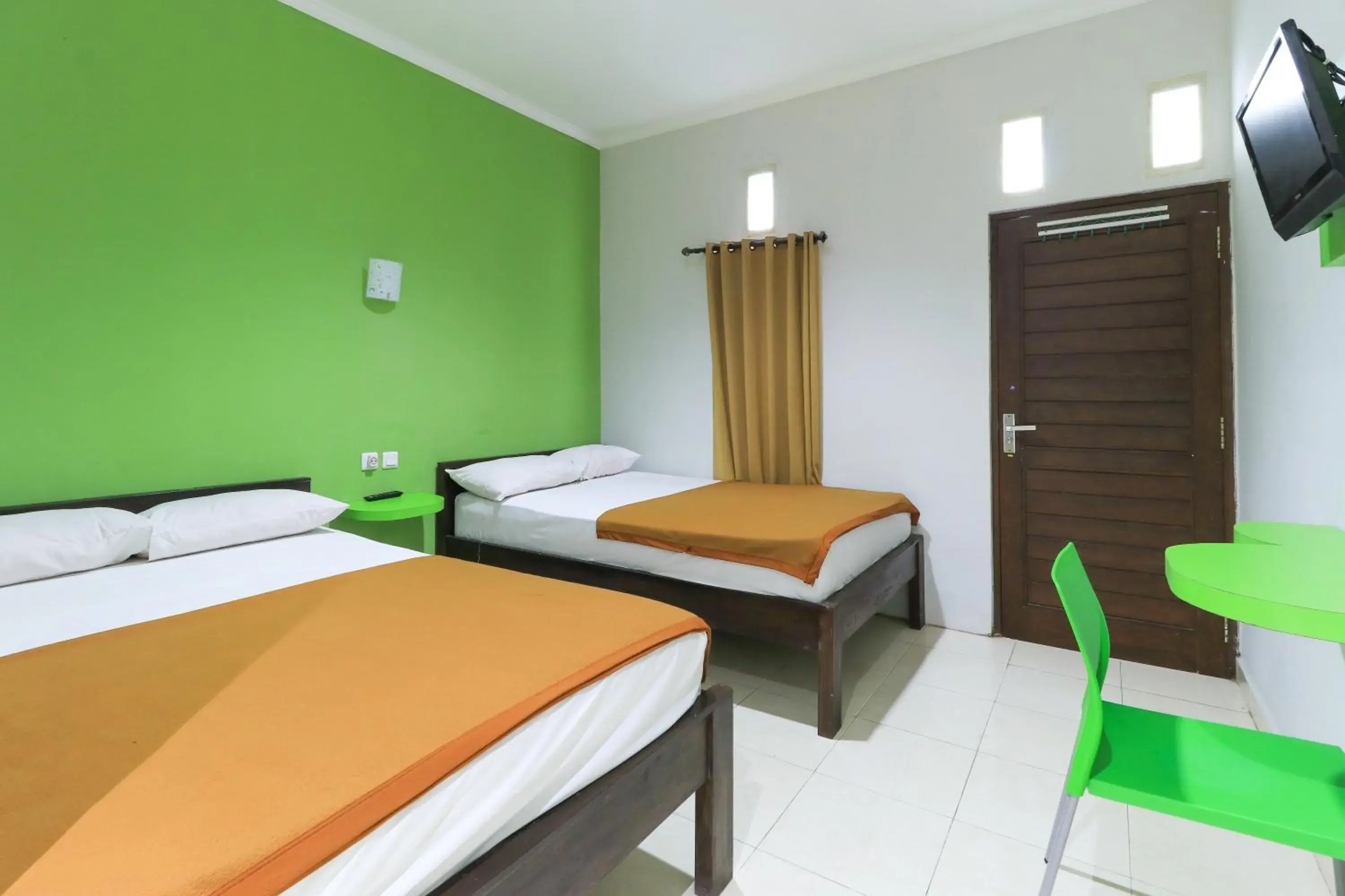 Hotel Warta Putra Hotel Warta Putra