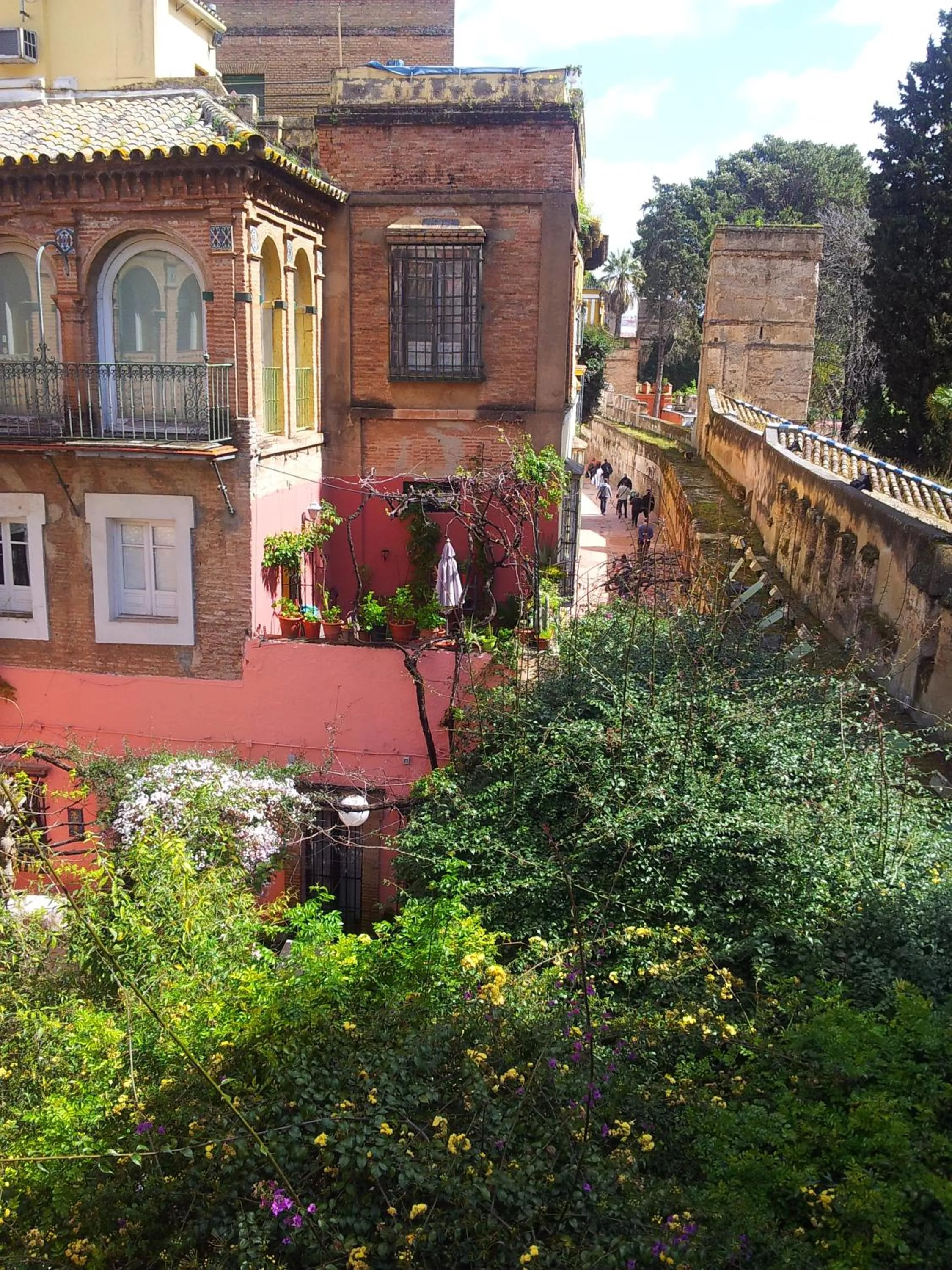 Property building in Oriental Apartment Gardens Views 2 pax