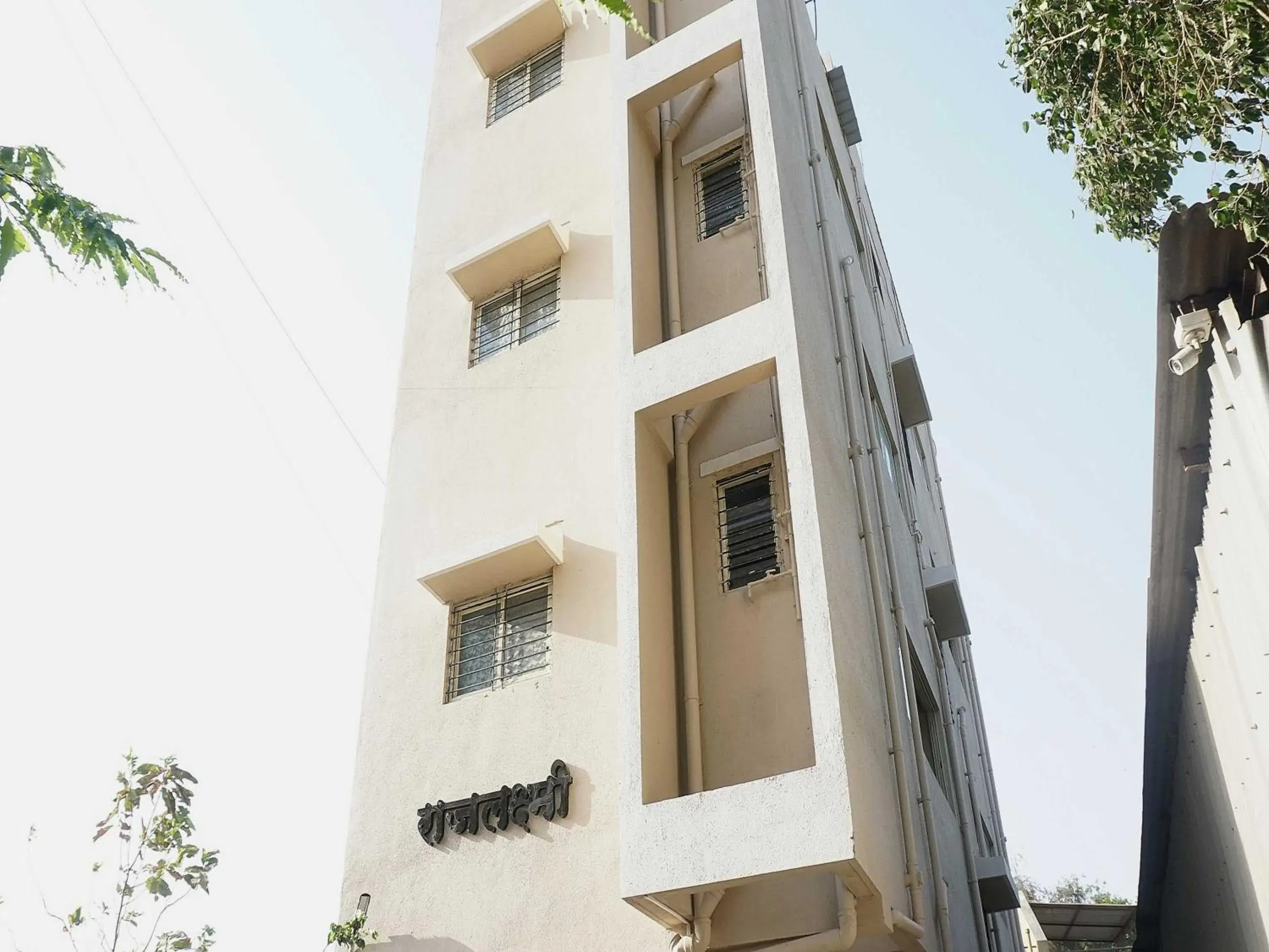 Facade/entrance in Hotel O Arusai Facade/entrance in Hotel O Arusai