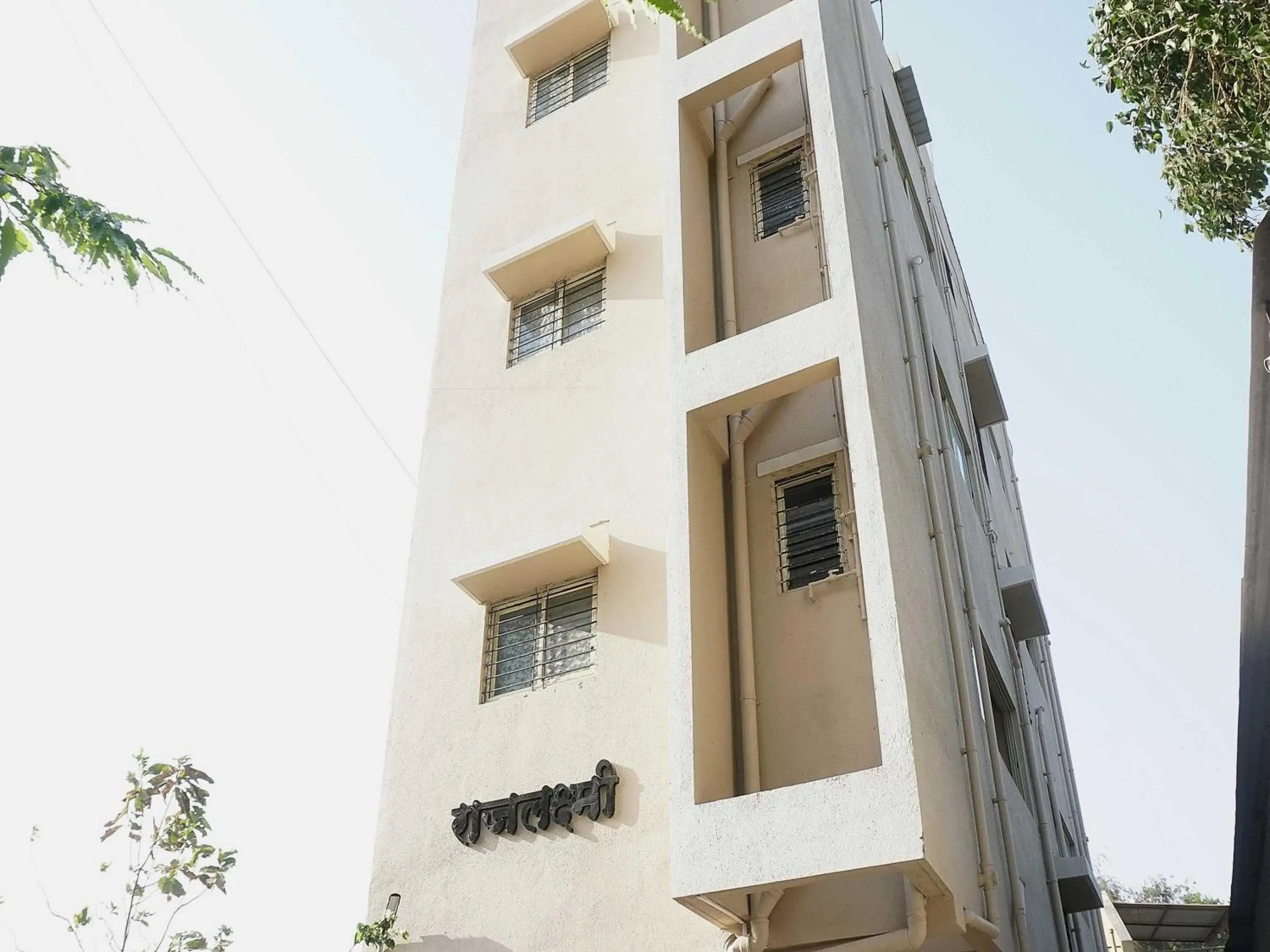 Facade/entrance in Hotel O Arusai Facade/entrance in Hotel O Arusai