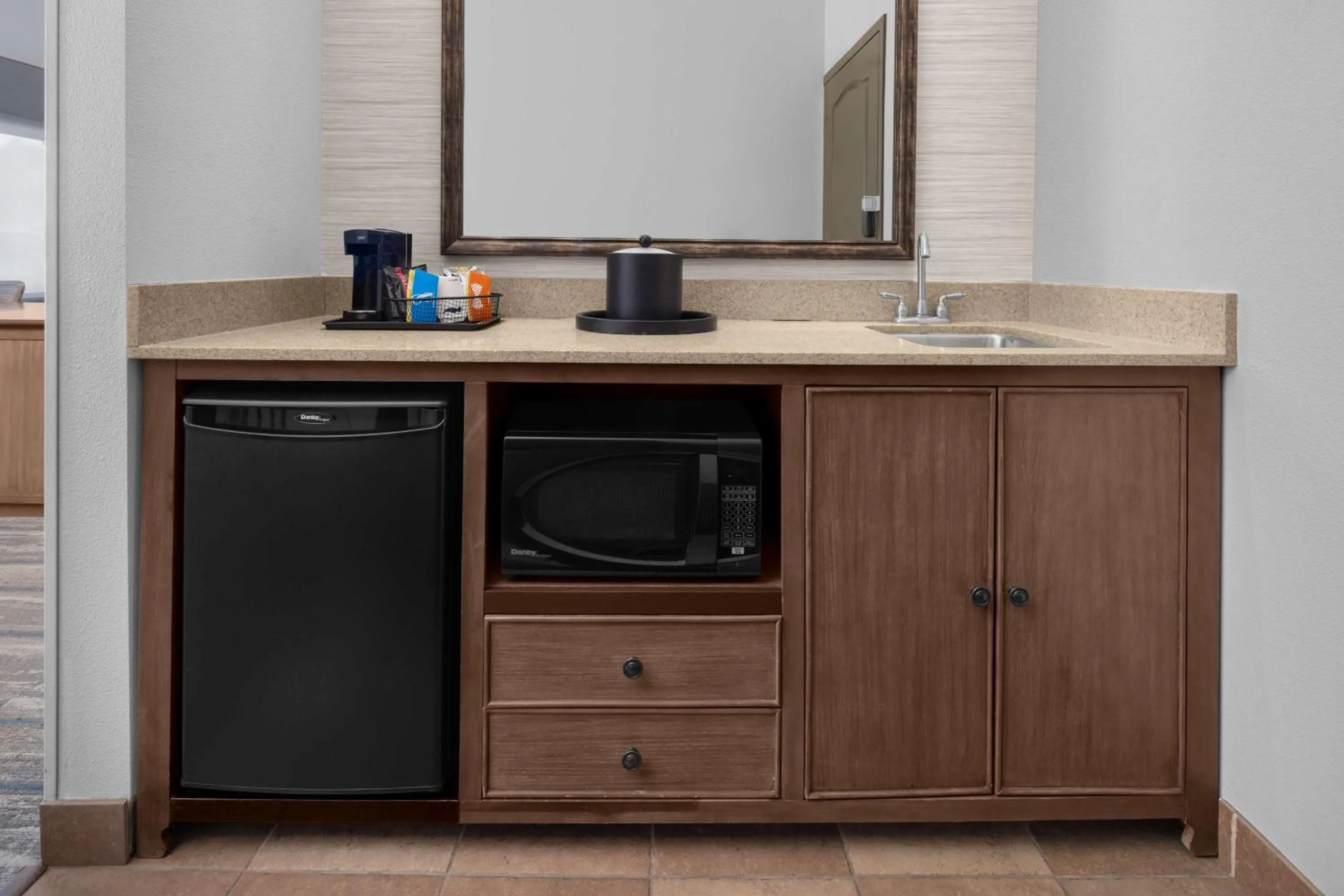 Photo of the whole room in Hampton Inn & Suites Springdale/Zion National Park