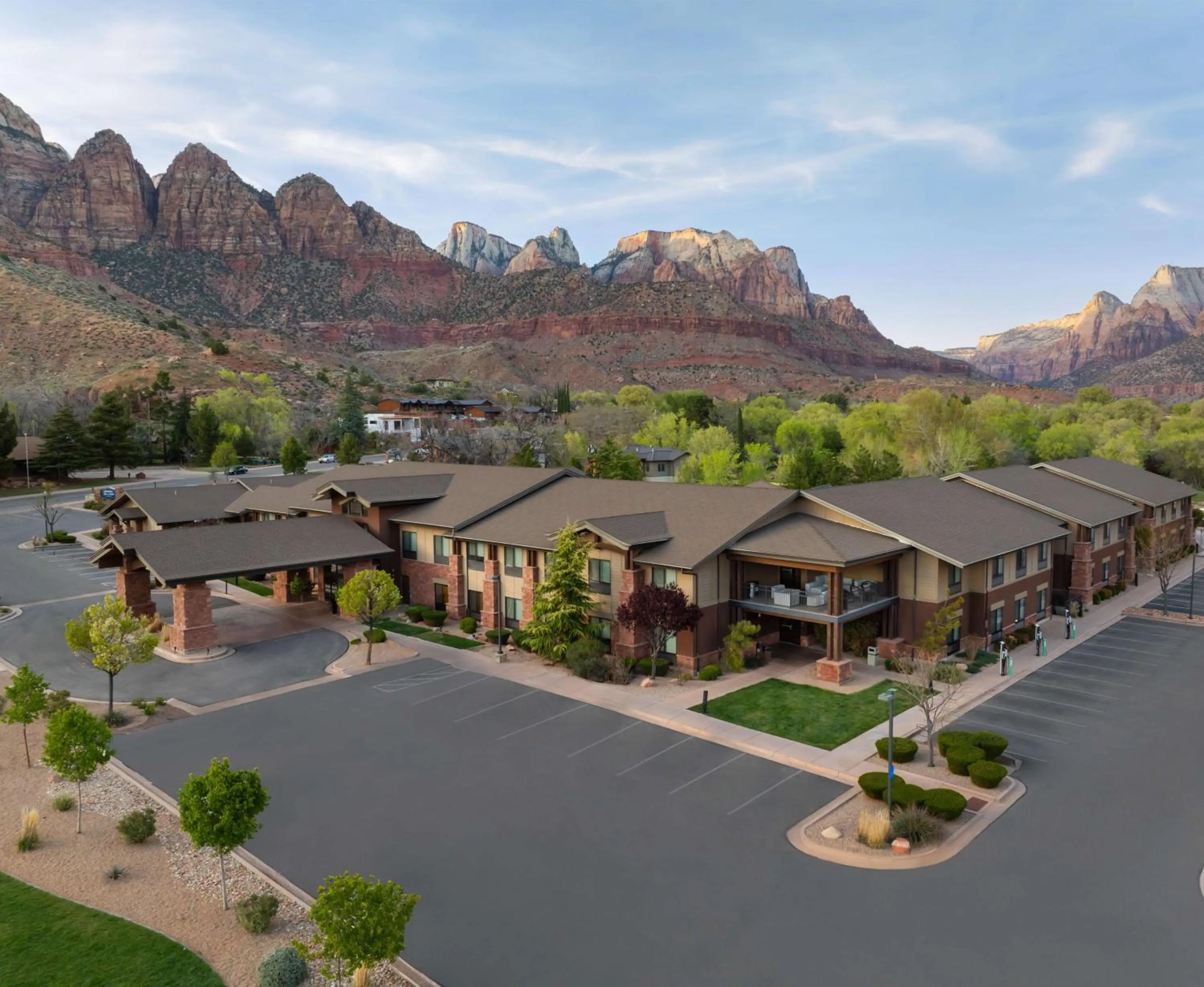 Property building in Hampton Inn & Suites Springdale/Zion National Park