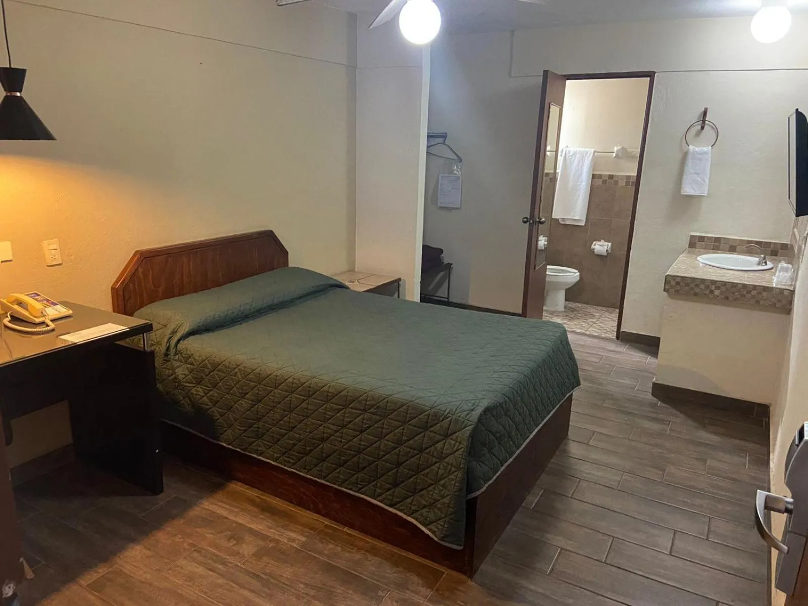 Double or Twin Room in Hotel Suites Kino