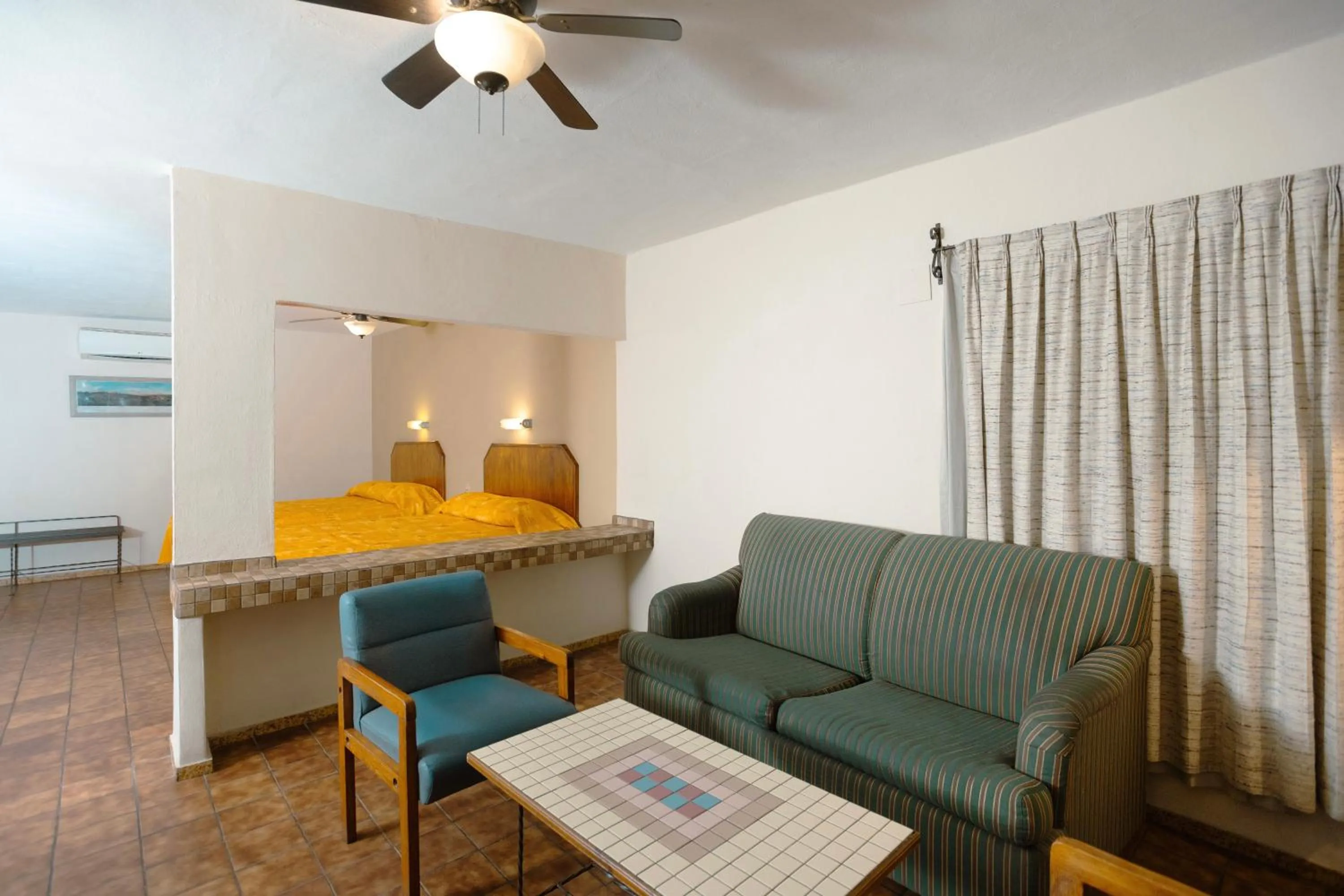 Living room in Hotel Suites Kino