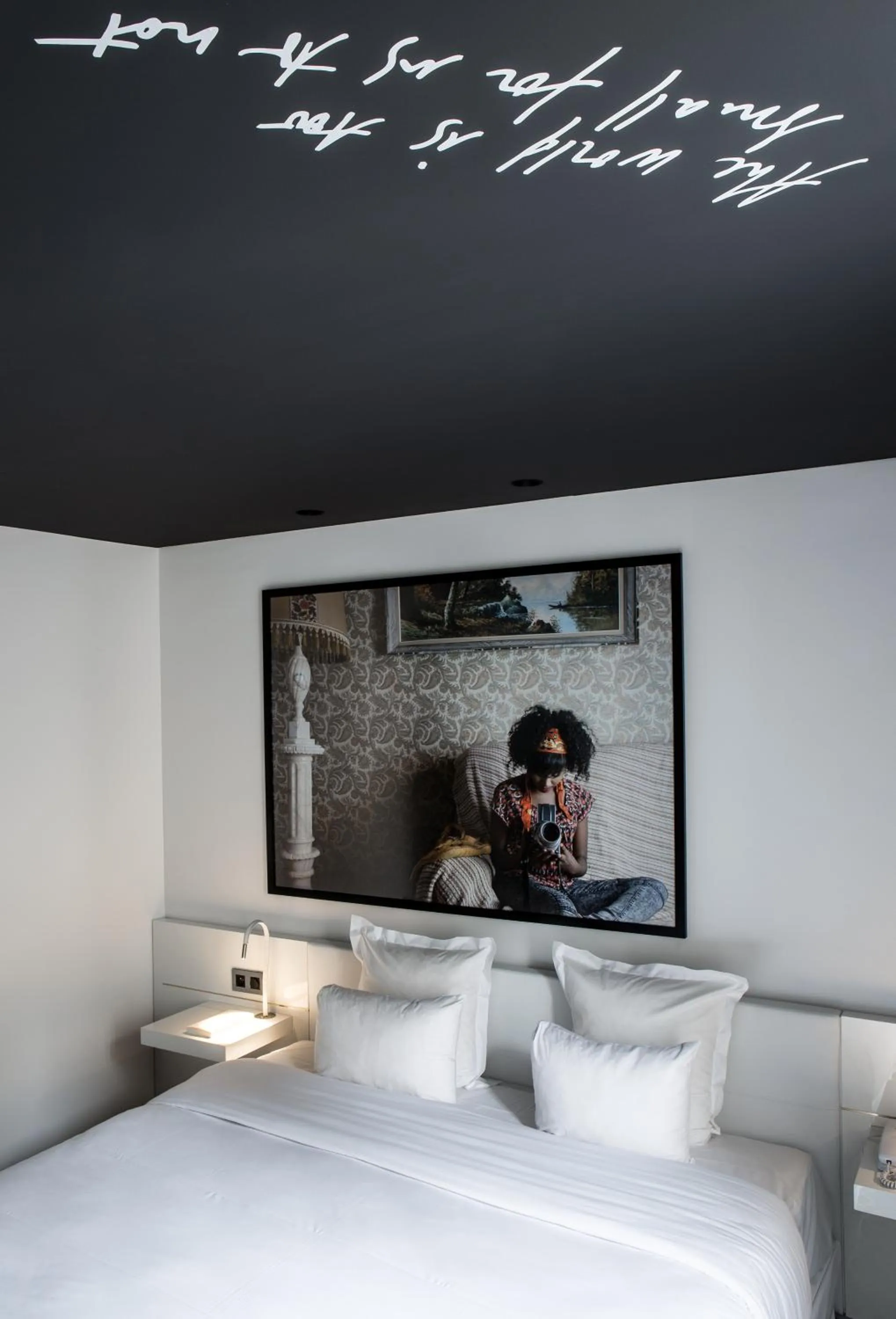 Bed in Le Général Hôtel