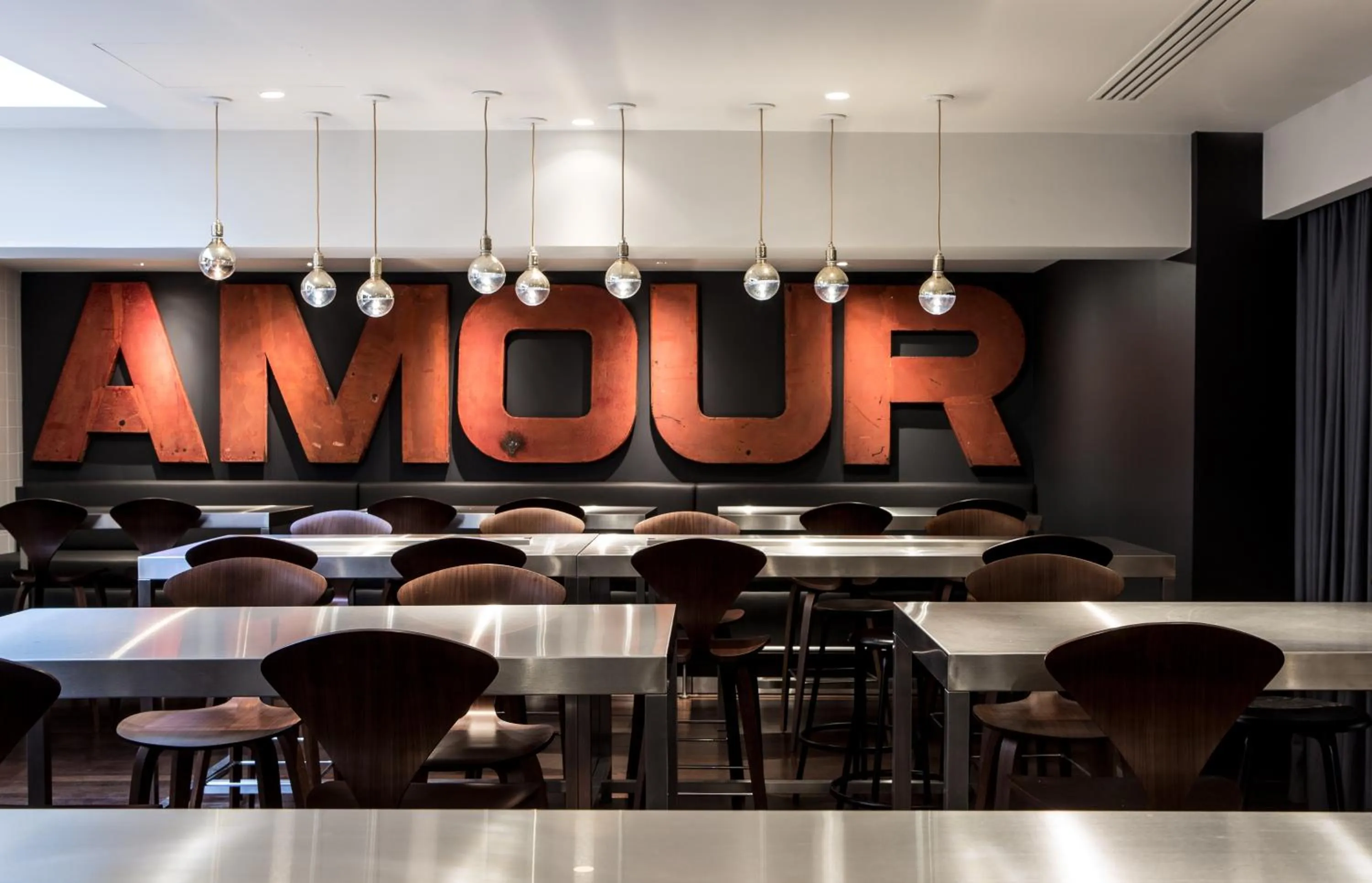 Lounge or bar in Le Général Hôtel