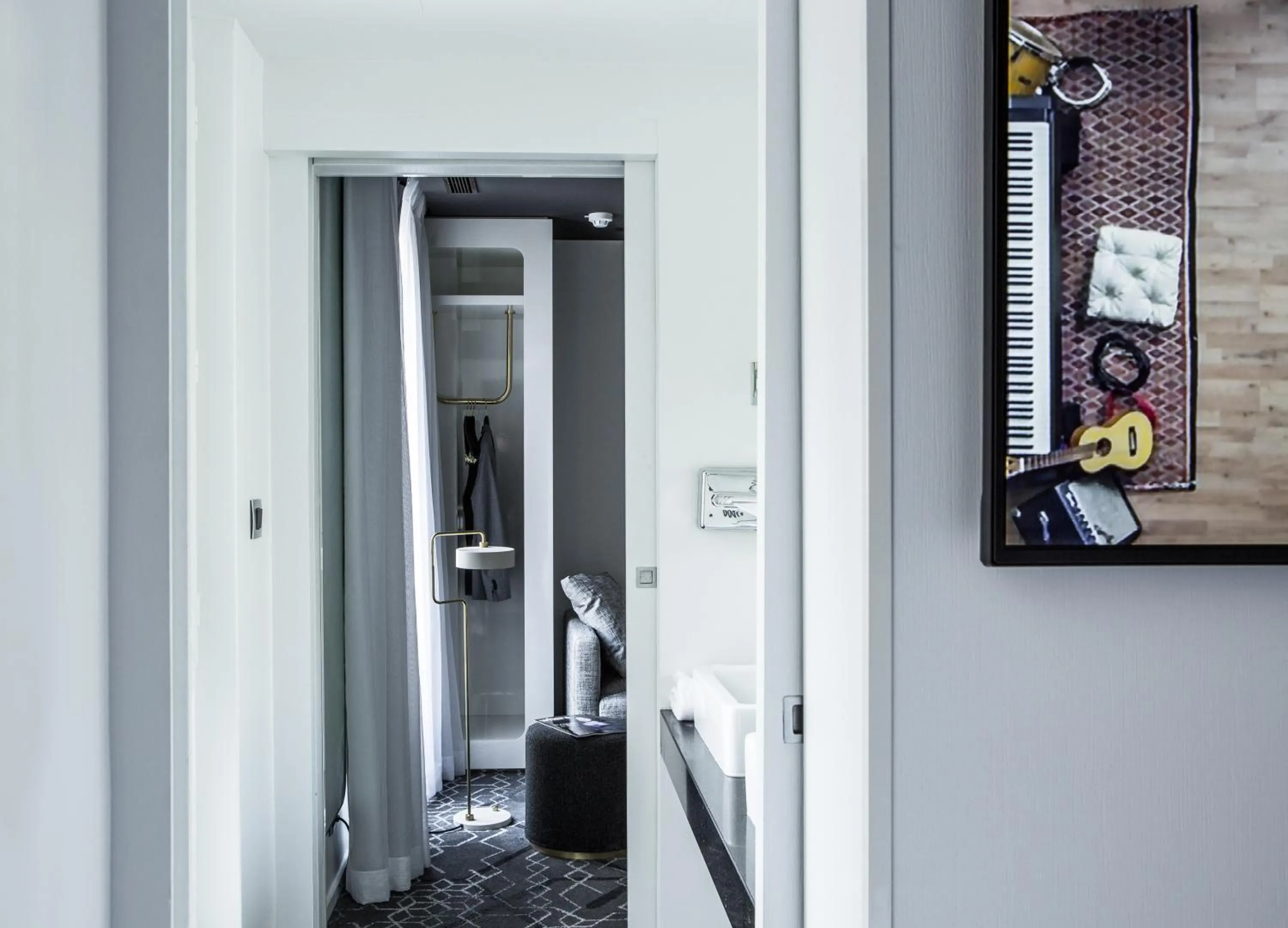 Decorative detail in Le Général Hôtel