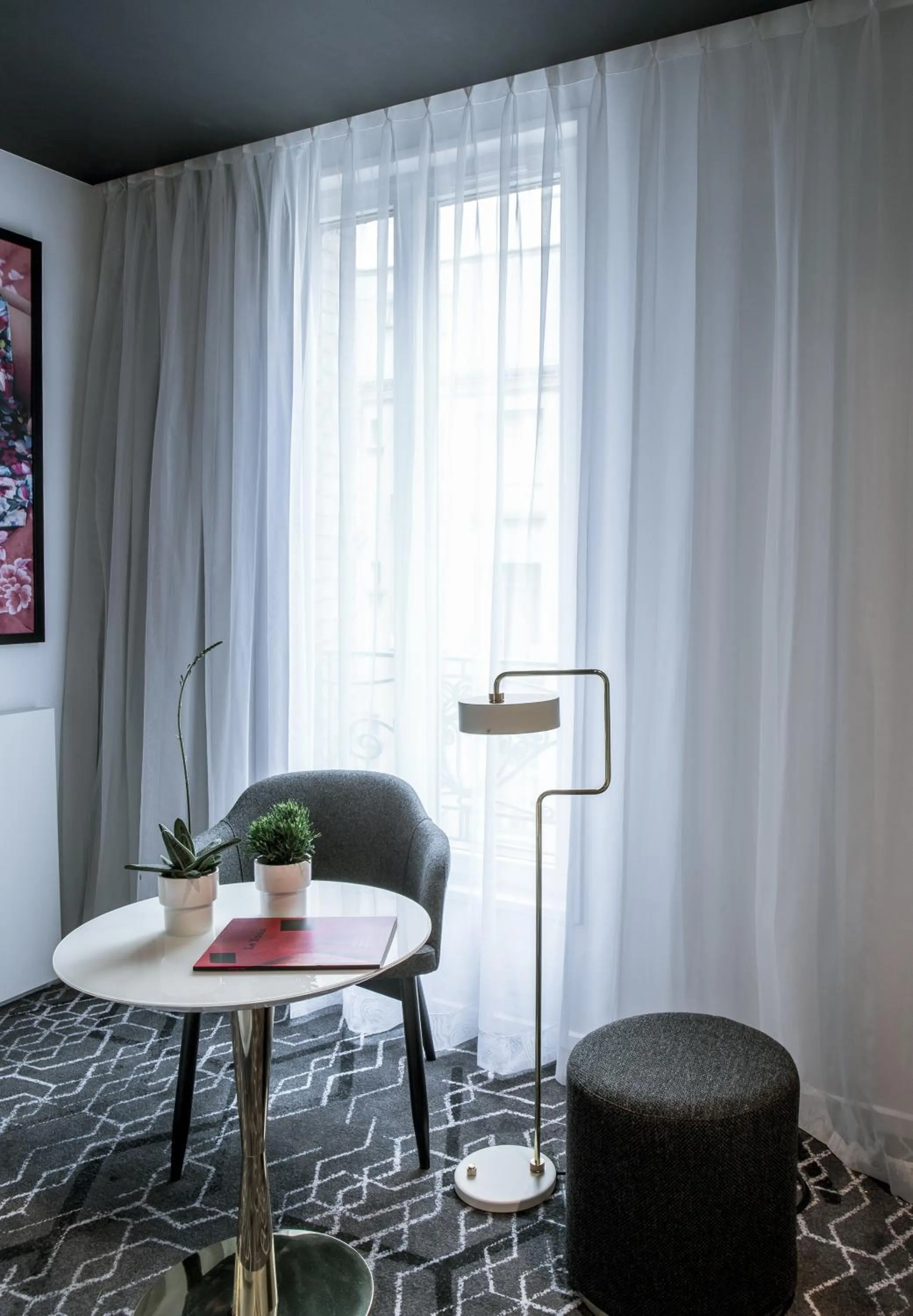 Decorative detail in Le Général Hôtel