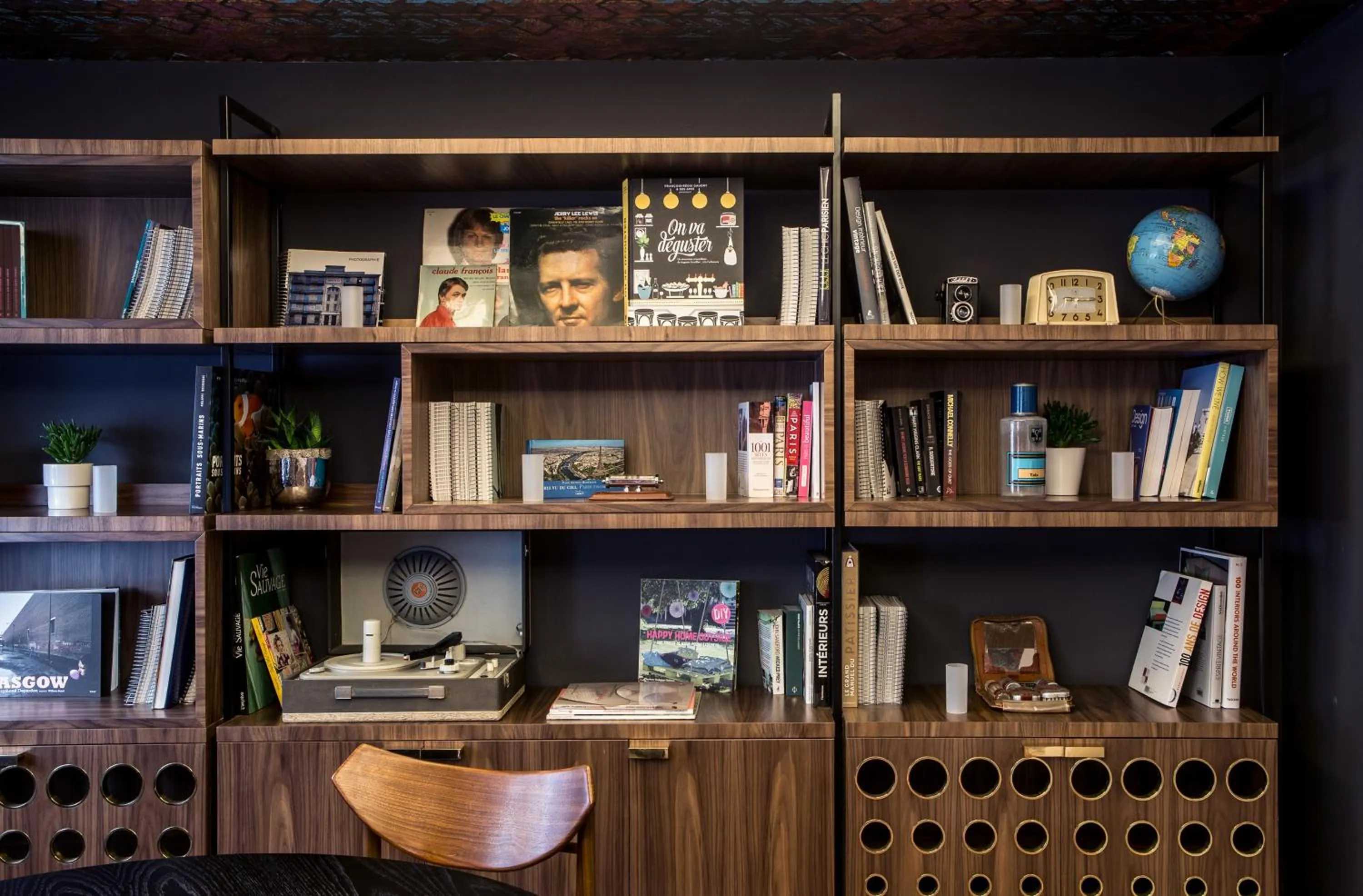 Decorative detail in Le Général Hôtel