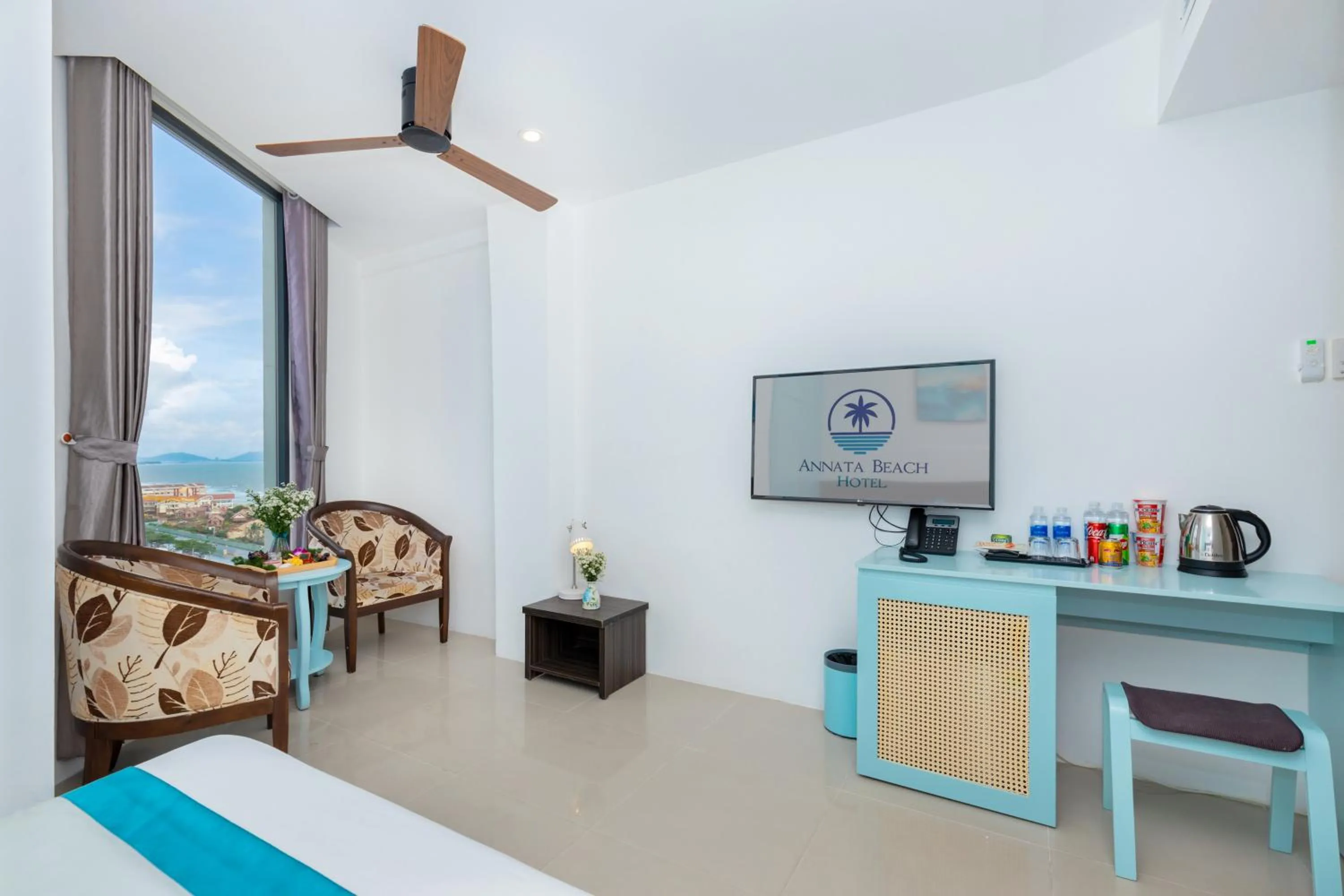 TV and multimedia in Annata Beach Hotel