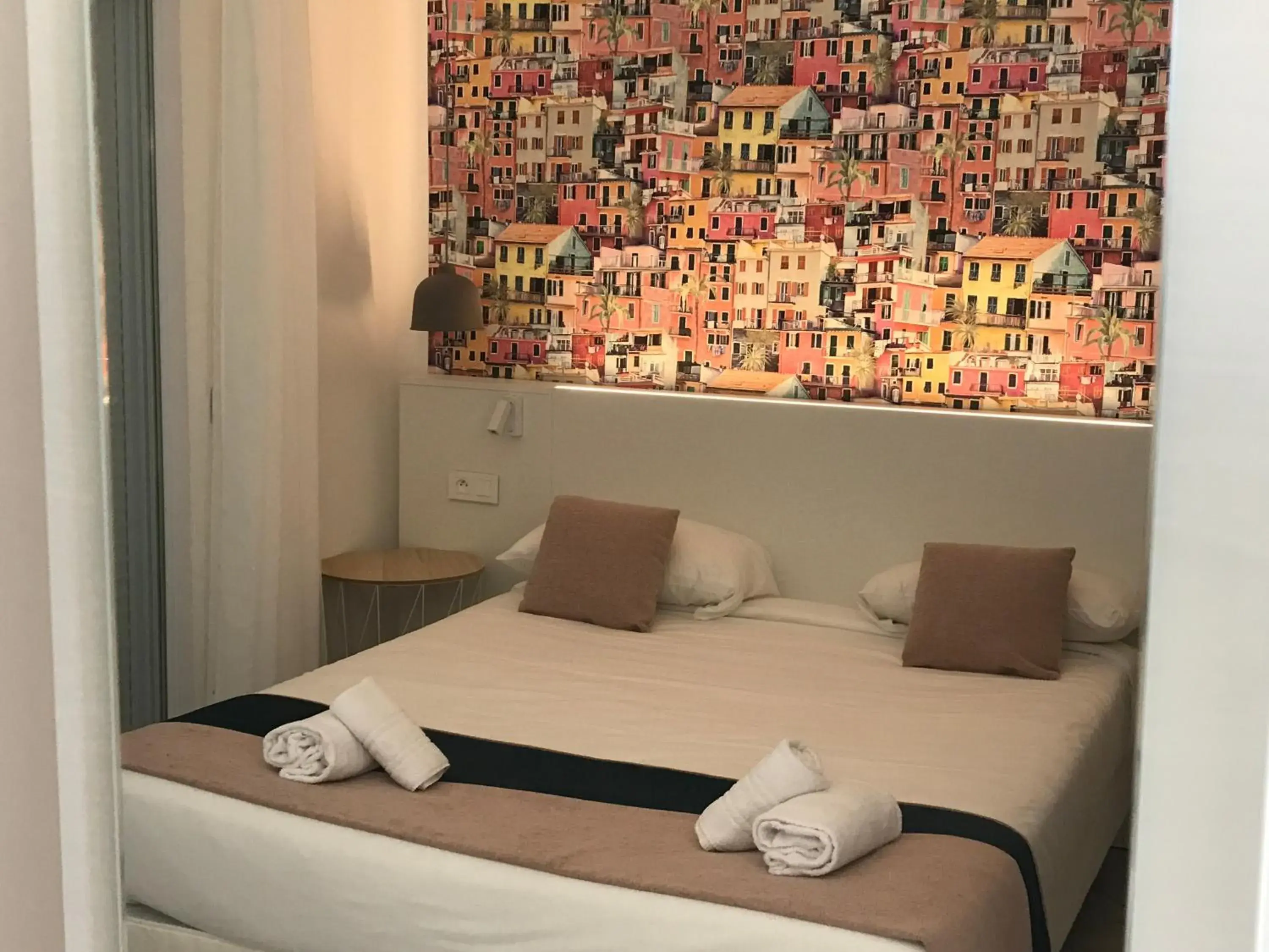 Bedroom, Bed in Prea Gianca Bedroom, Bed in Prea Gianca